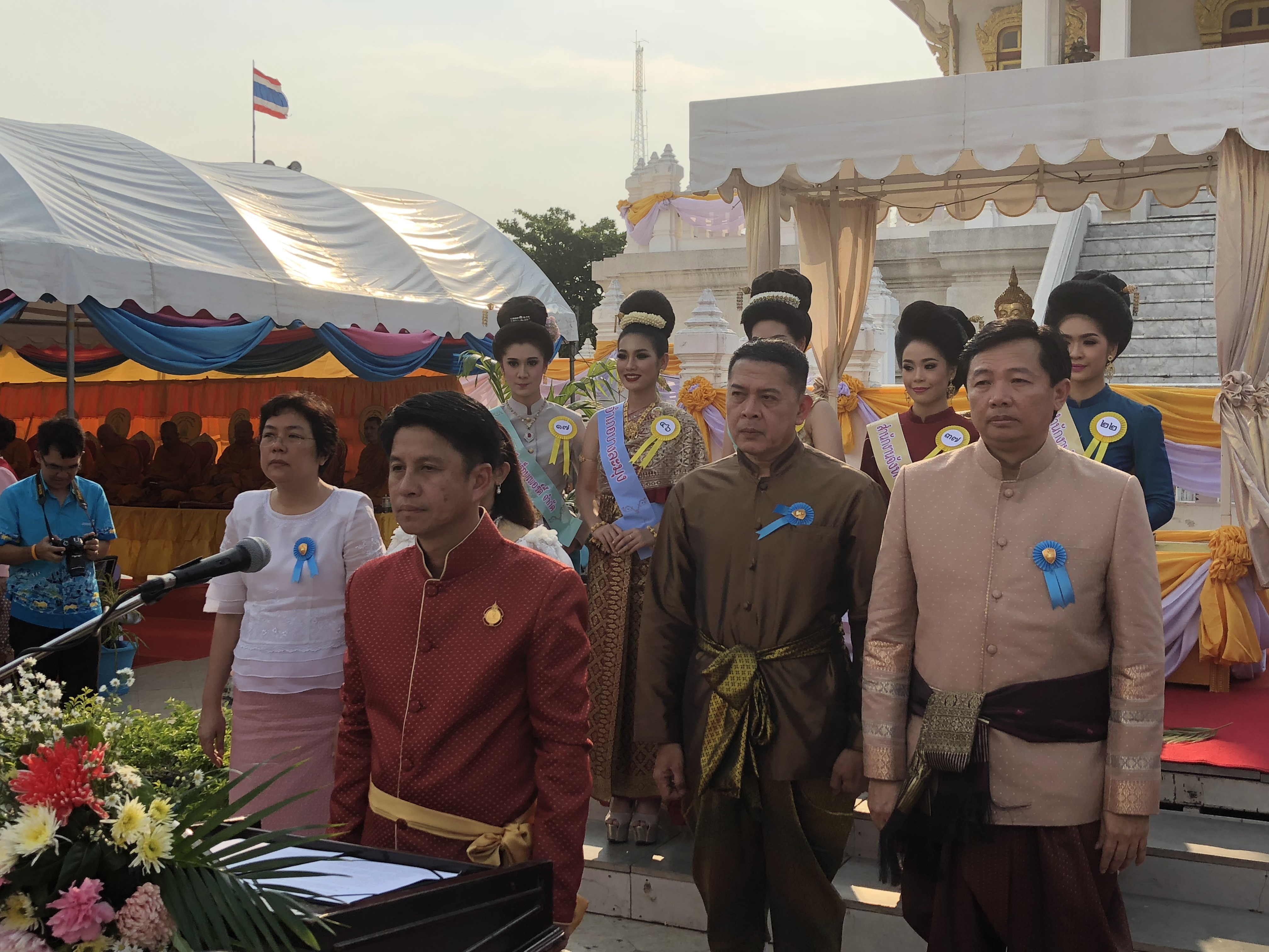 ร่วมเปิดงานนมัสการพระพุทธสิหิงค์ฯ และงานสงกรานต์จังหวัดชลบุรี