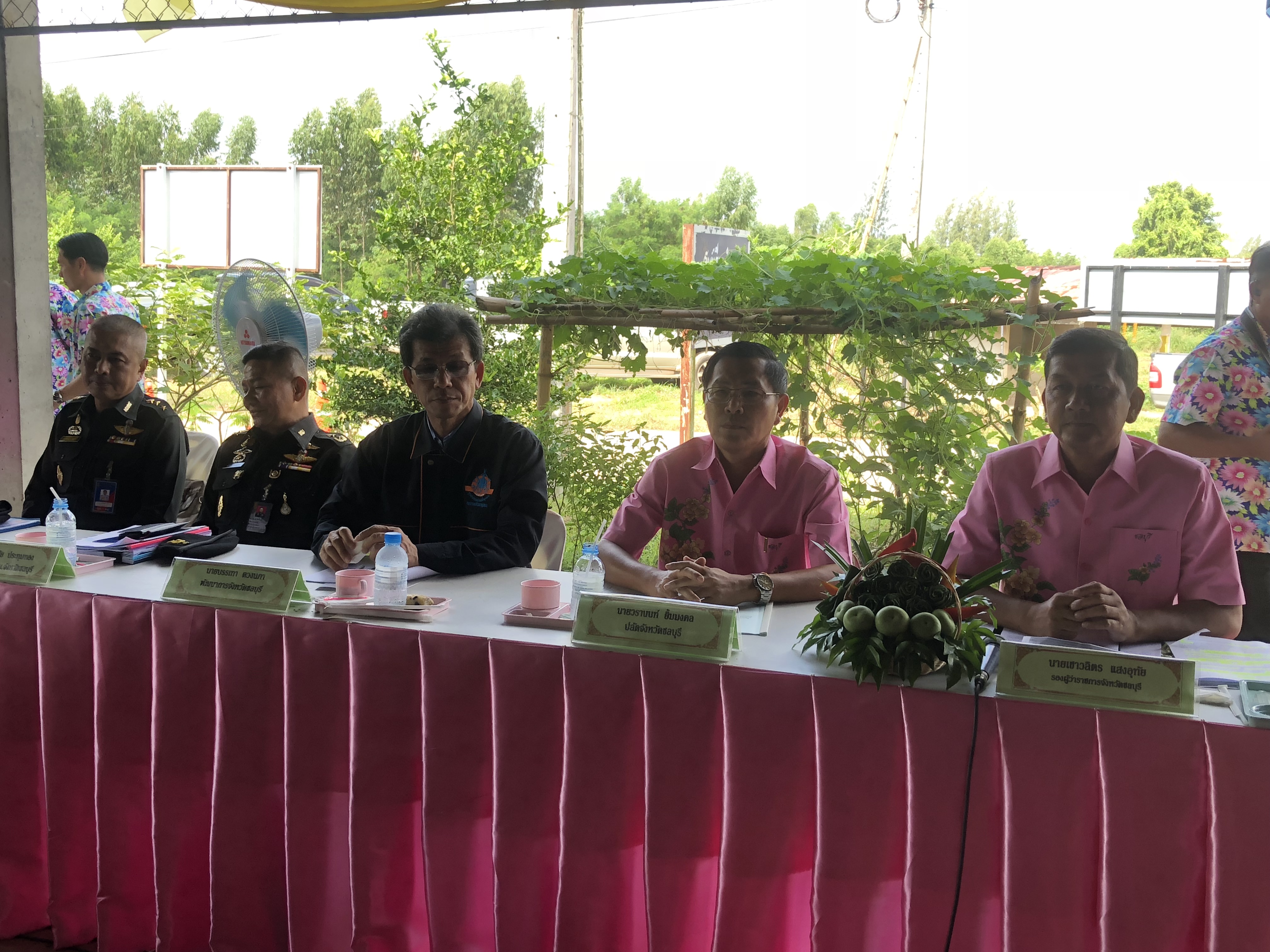 การติดตามราชการของสมาชิกสภานิติบัญญัติแห่งชาติพบประชาชนตามวิถีไทยนิยม ยั่งยืน ณ บ้านหนองชุมเห็ด