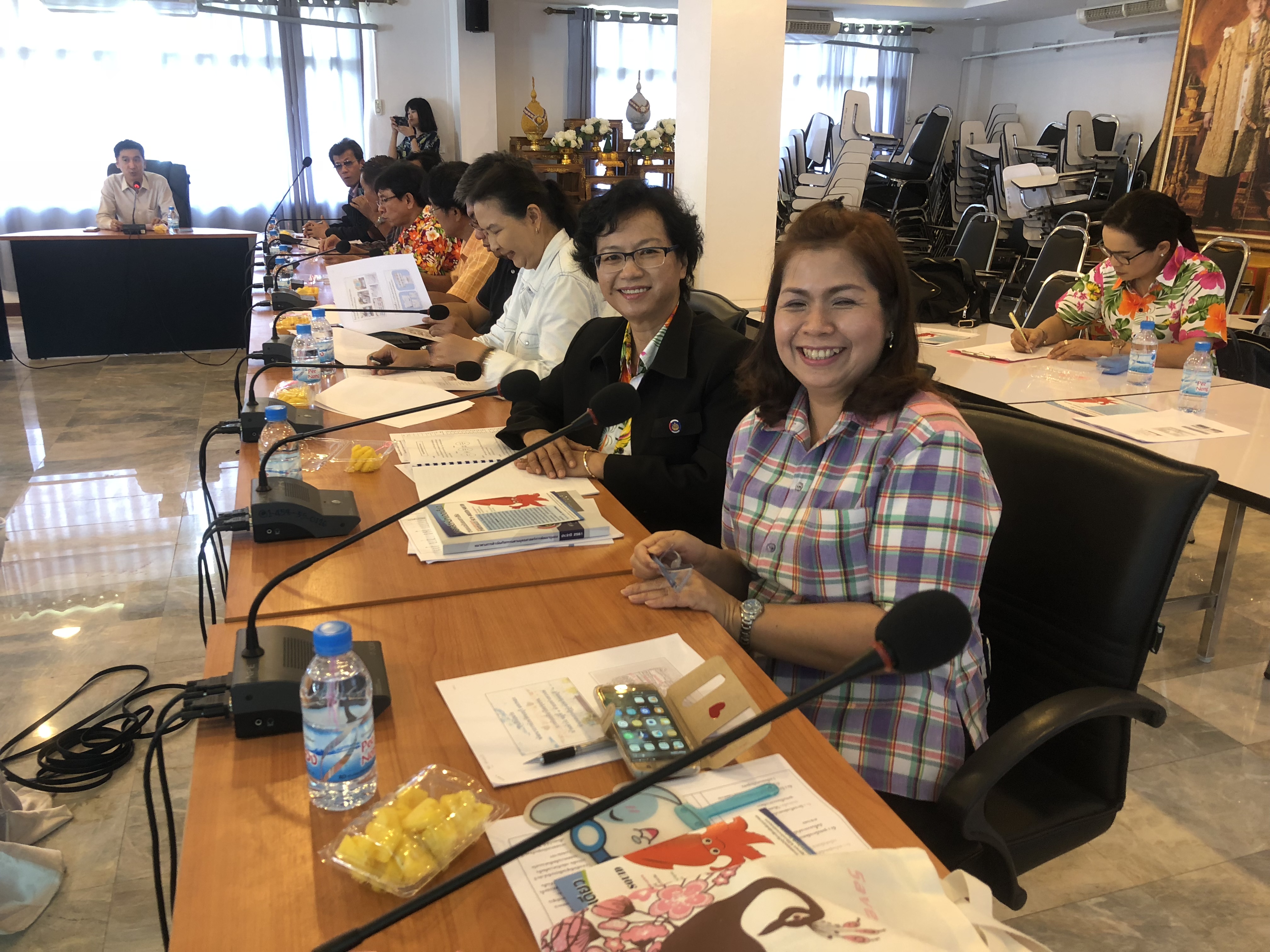 ดตามการดำเนินงานหมู่บ้านท่องเที่ยวโดยชุมชน บ้านท่าวัง ม.3 ต.ท่าเทววงษ์ อ.เกาะสีชัง