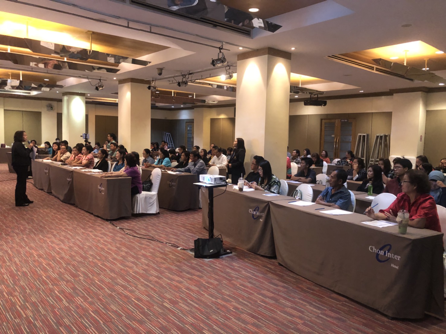 เปิดโครงการเพื่อส่งเสริมผู้ประกอบการชุมชน (Community-Based Enterpreneurship Promotion)