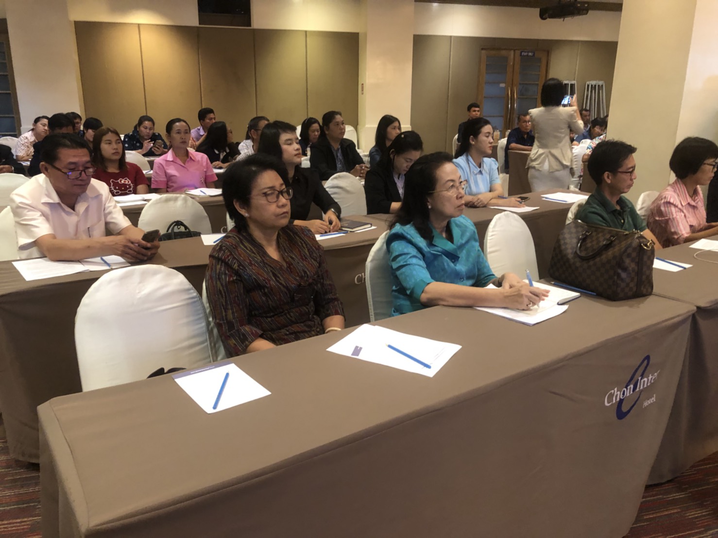 เปิดโครงการเพื่อส่งเสริมผู้ประกอบการชุมชน (Community-Based Enterpreneurship Promotion)