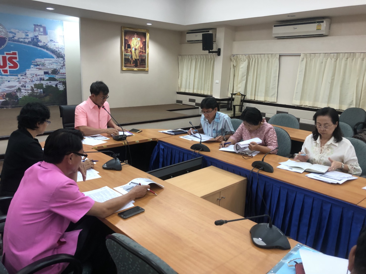 ประชุมหัวหน้ากลุ่มและพัฒนาการอำเภอ เพื่อวางแผนการขับเคลื่อนหมู่บ้านท่องเที่ยว OTOP นวัตวิถี