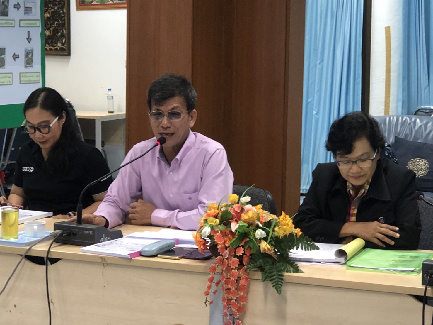 ประเมินเพื่อคัดเลือกหมู่บ้านท่องเที่ยวโดยชุมชนดีเด่นระดับจังหวัด ณ บ้านเนินบรรพต ม.2 ต.บางเสร่ อ.สัตหีบ