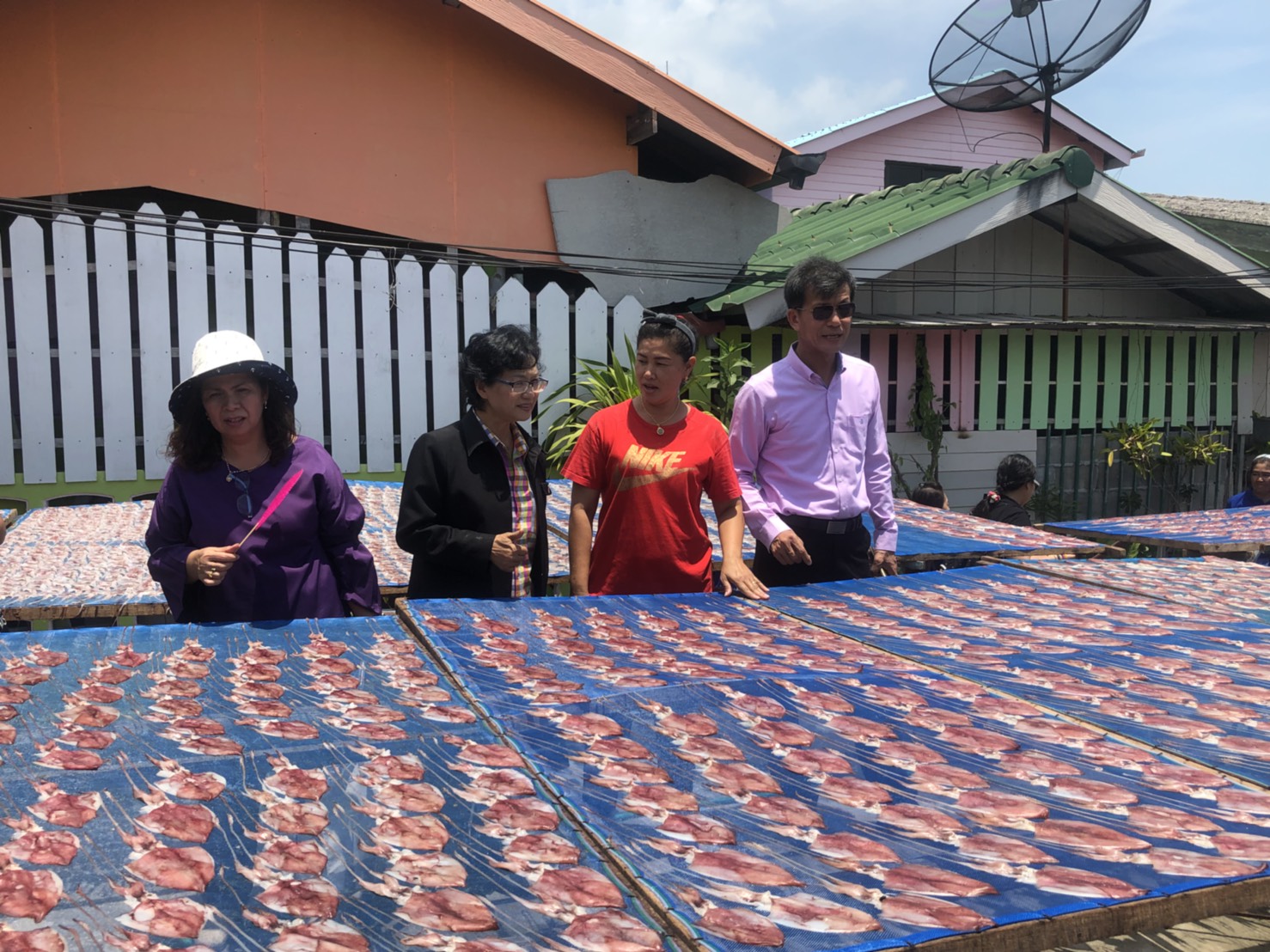 ประเมินเพื่อคัดเลือกหมู่บ้านท่องเที่ยวโดยชุมชนดีเด่นระดับจังหวัด ณ บ้านเนินบรรพต ม.2 ต.บางเสร่ อ.สัตหีบ