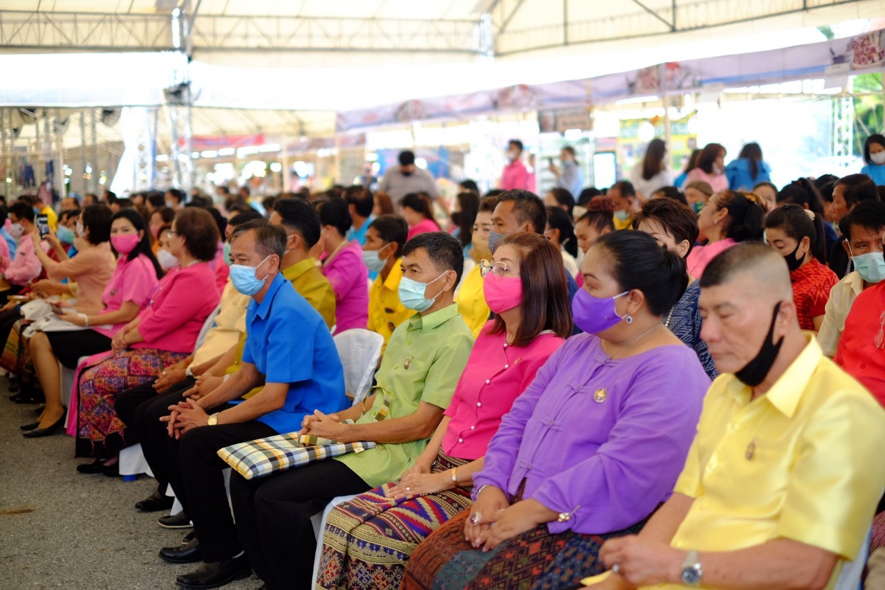 มหกรรม ชม ชิม ช็อป OTOP ชลบุรี