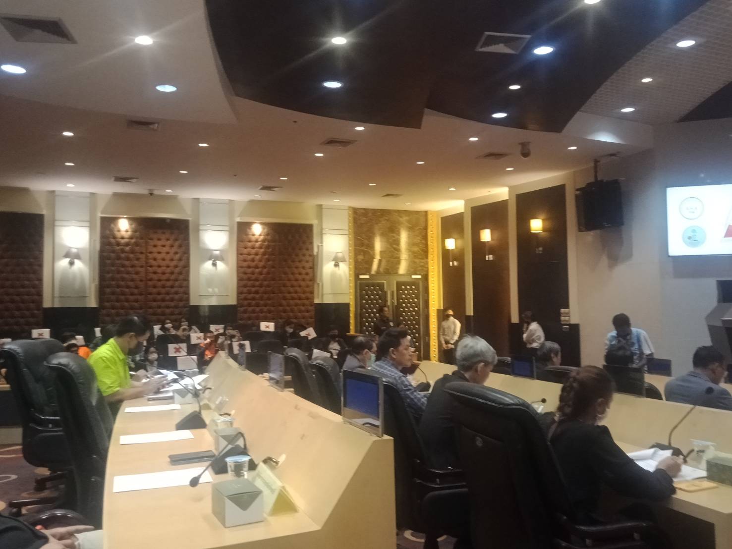 การจัดเทศกาลสีสัน EEC