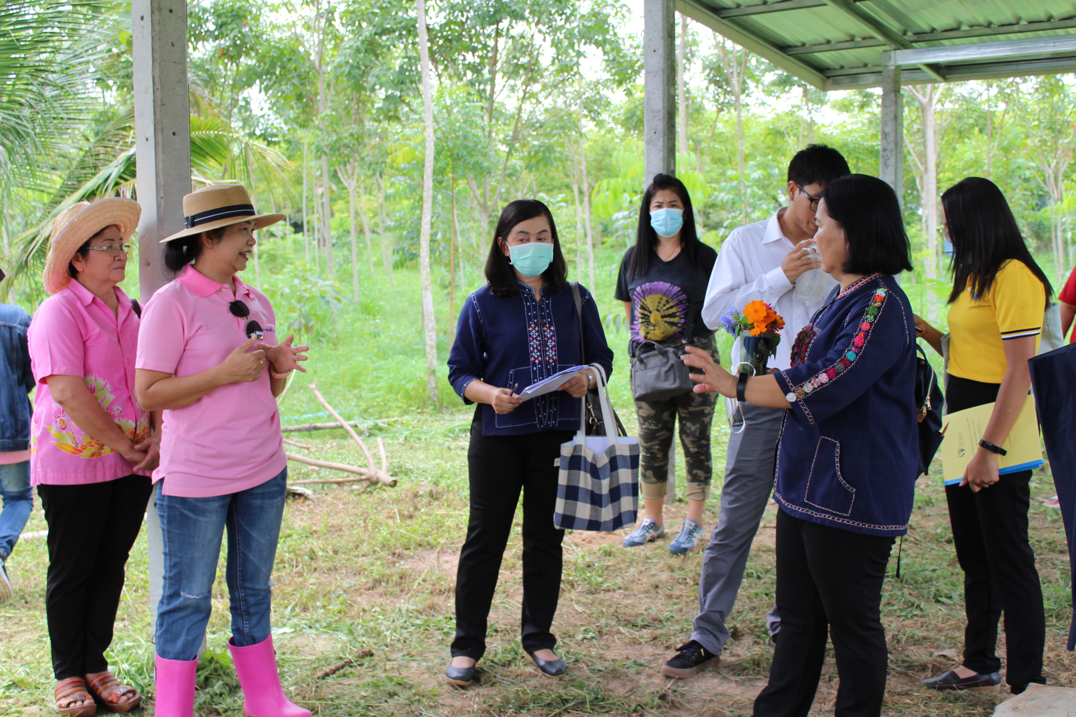 คัดเลือกสตรีต้นแบบด้านการปลูกพืชผักสวนครัว