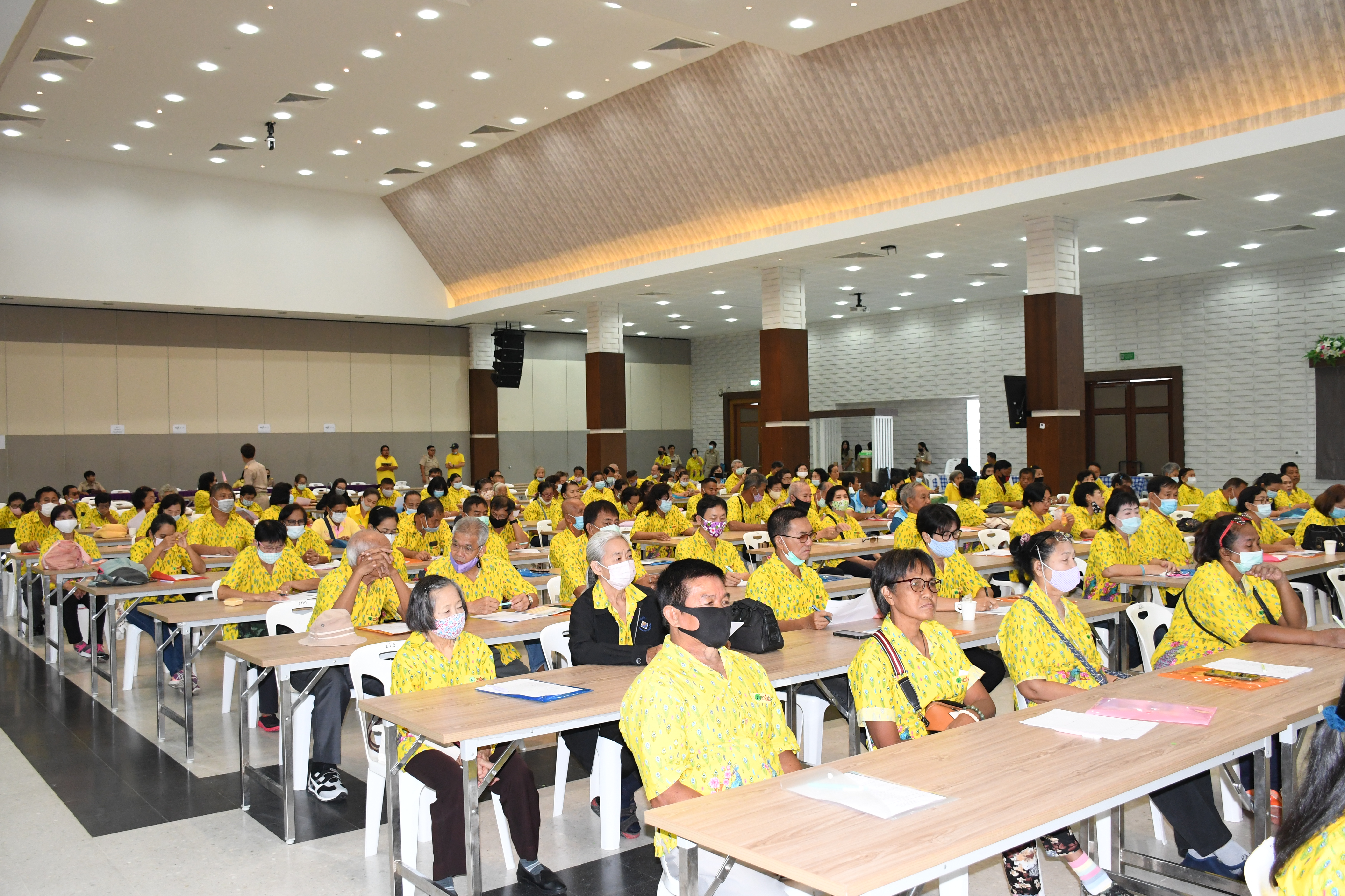 อธิบดี พช. บรรยายพิเศษโครงการพัฒนาศักยภาพผู้นำชุมชน