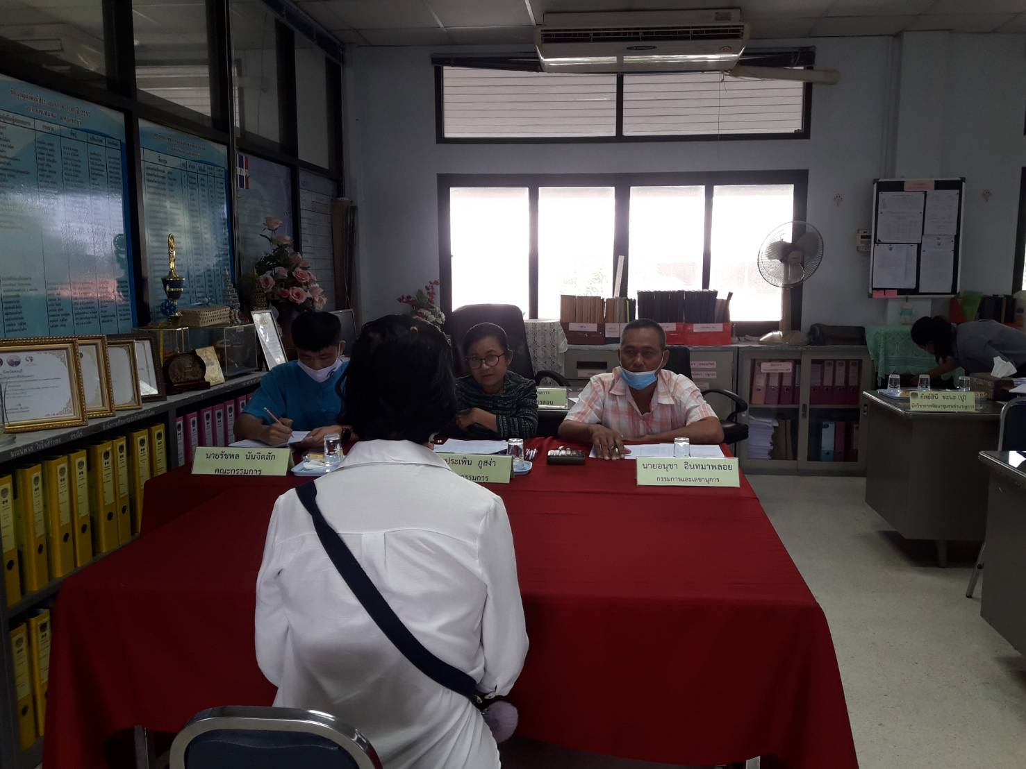 สอบสัมภาษณ์ลูกจ้างเหมาบริการโครงการ “โคก หนอง นา โมเดล”