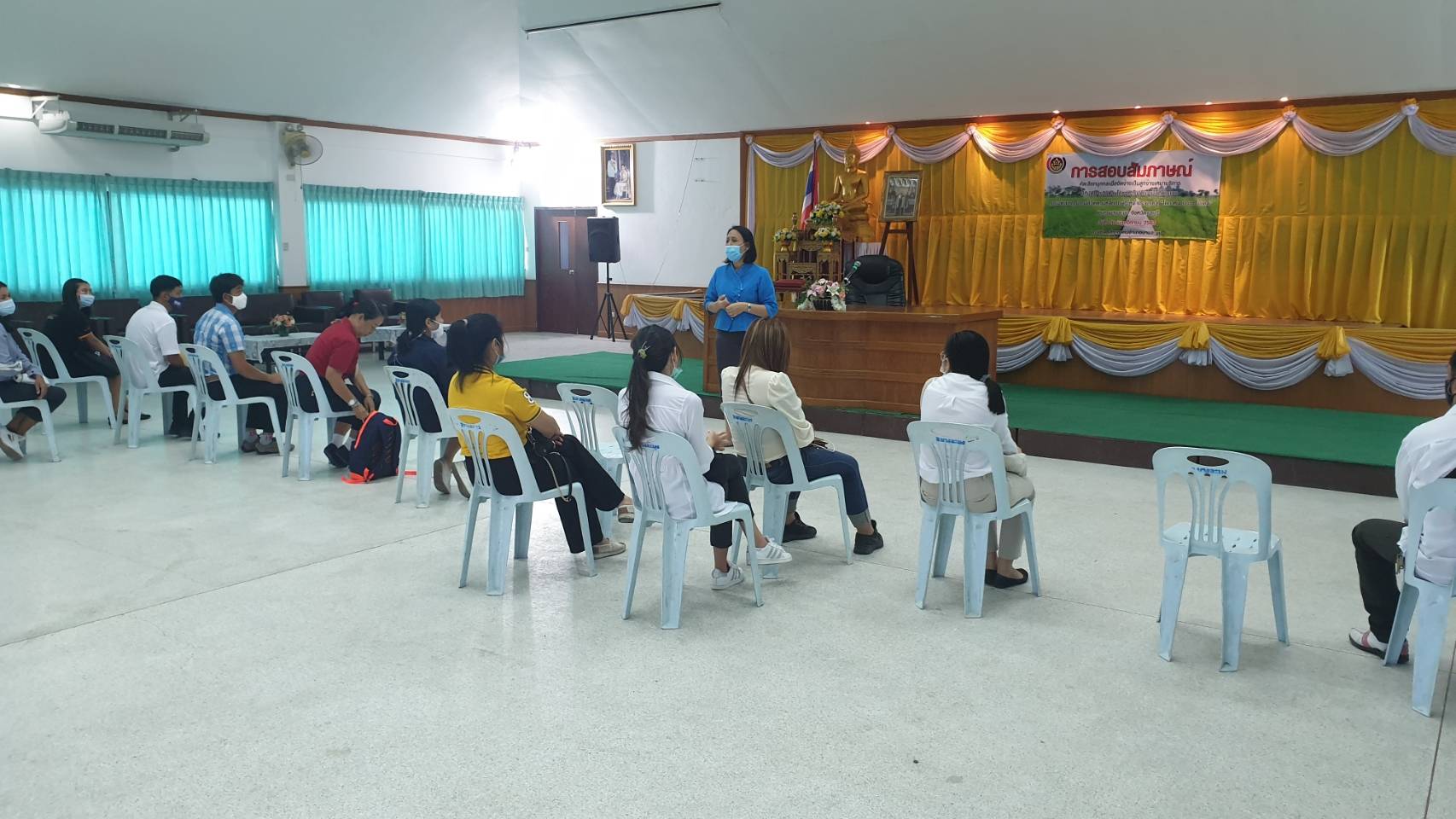 สอบสัมภาษณ์ลูกจ้างเหมาบริการ “โคก หนอง นา โมเดล” อำเภอบางละมุง