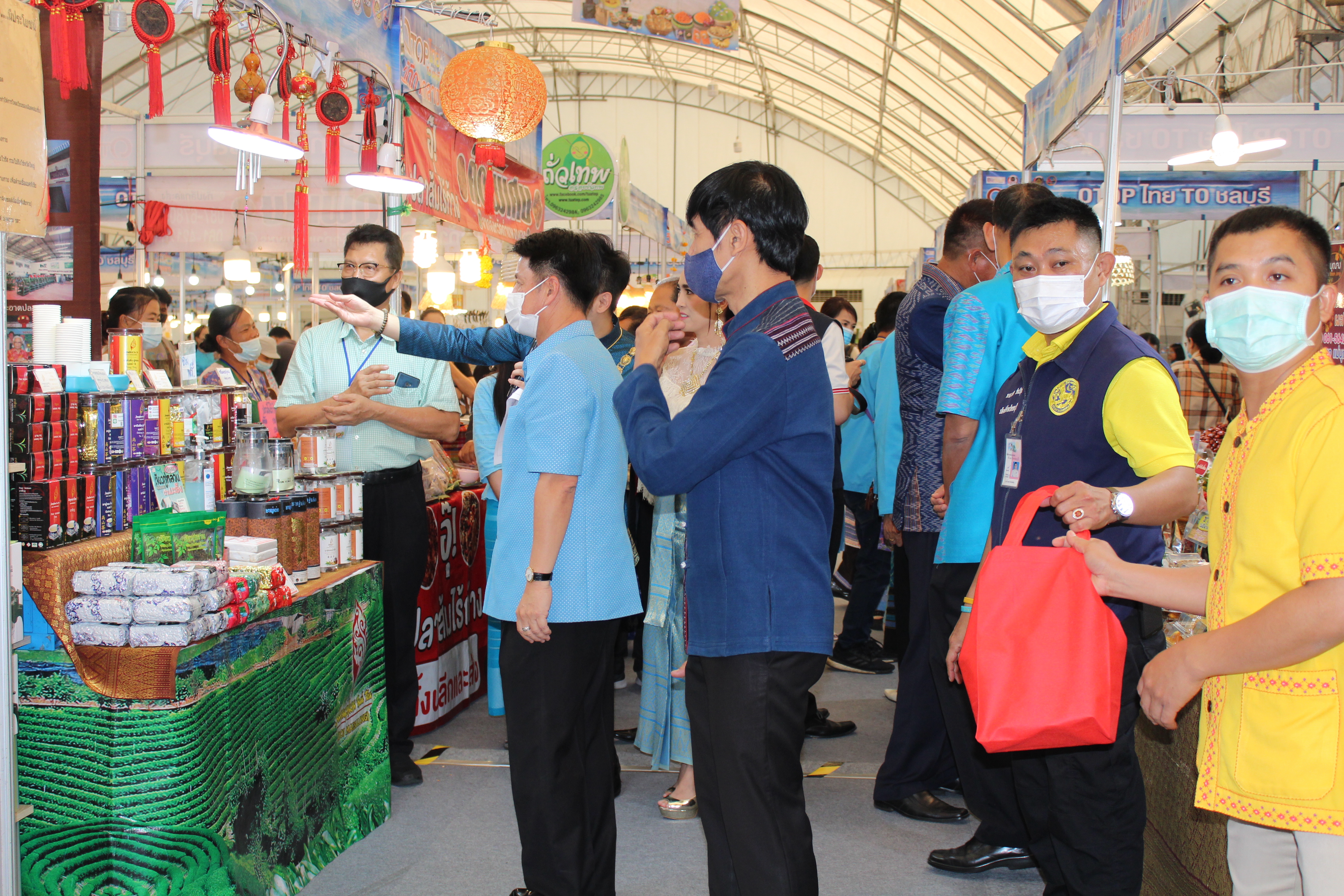 เปิดงาน “OTOP ไทย TO ชลบุรี วิถีภาคกลาง”