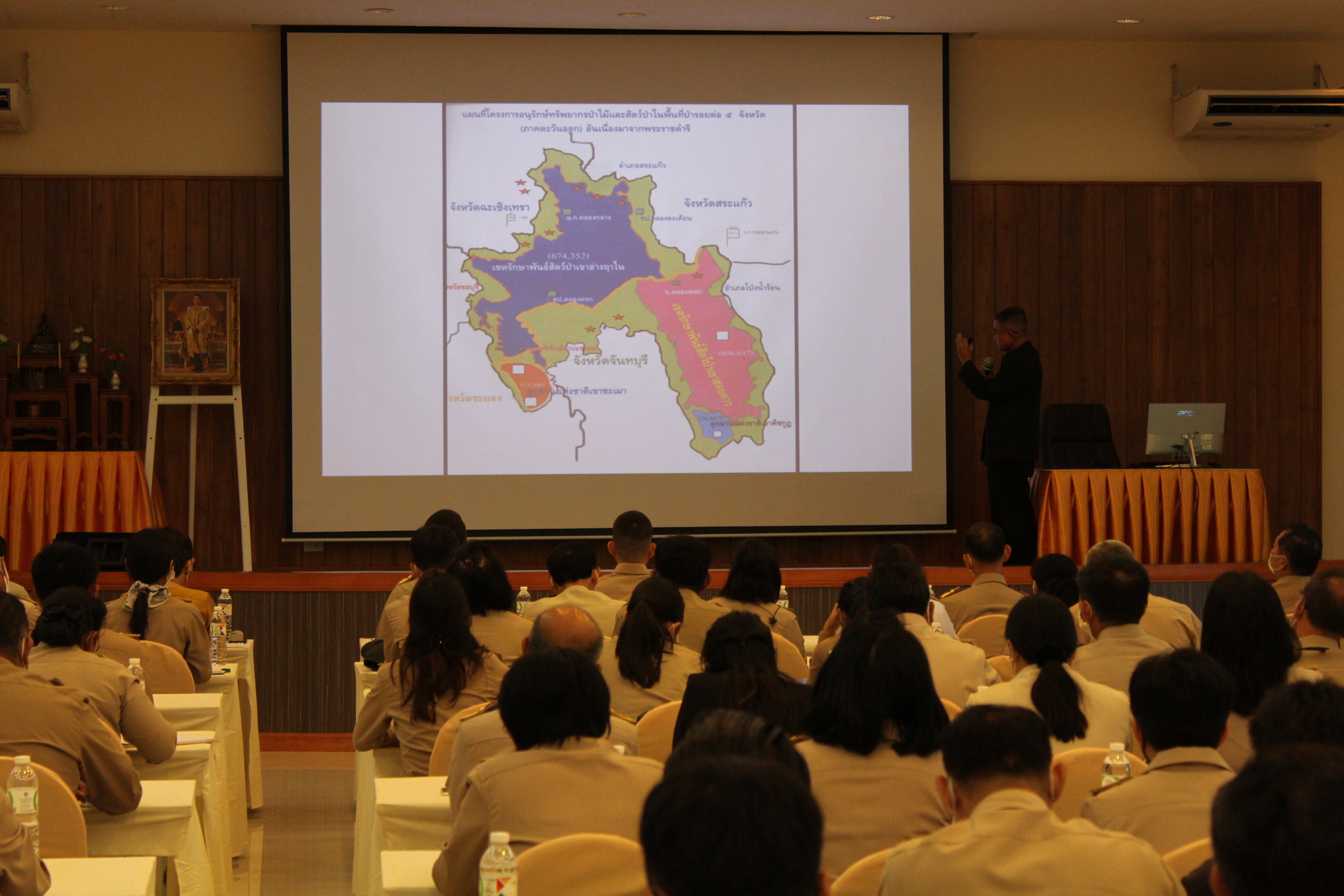 การประชุมเพื่อจัดทำแผนดำเนินงานโครงการพัชรสุธาคชานุรักษ์ ประจำปี 2564