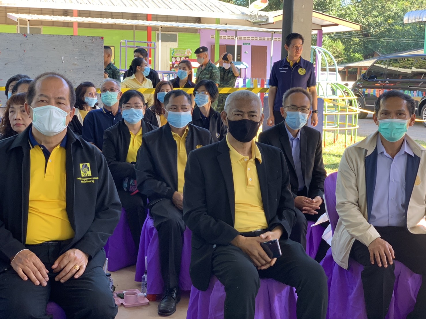 ออกหน่วยบริการตามโครงการหน่วยบำบัดทุกข์ บำรุงสุข สร้างรอยยิ้มให้ประชาชน จังหวัดชลบุรี