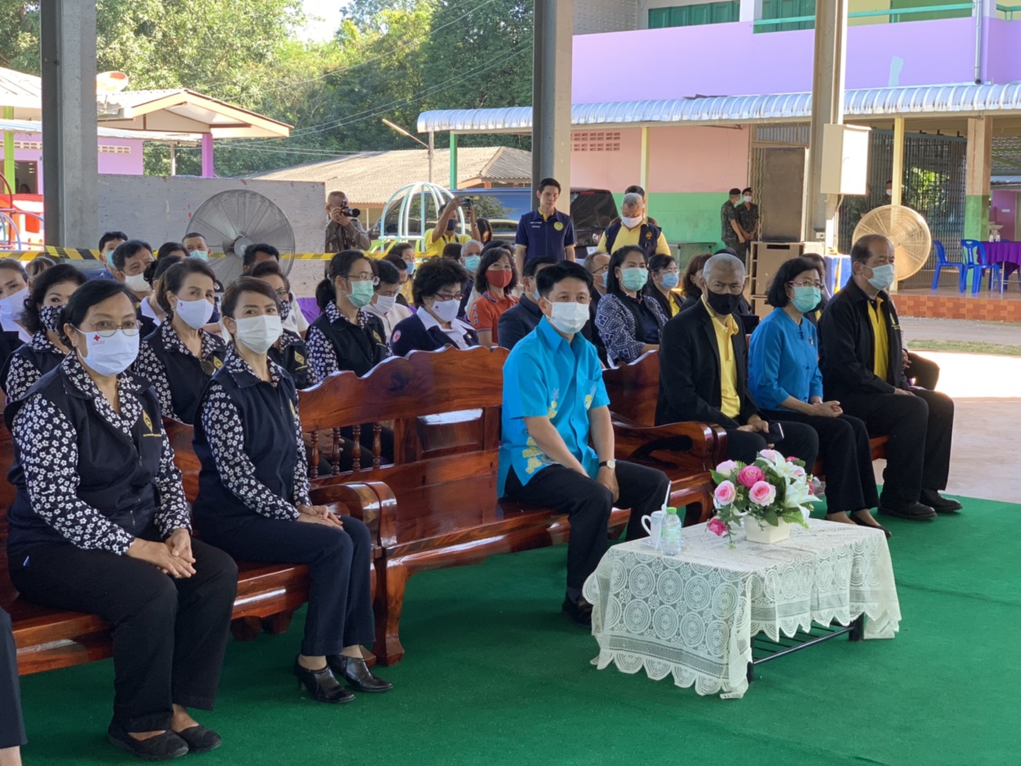 ออกหน่วยบริการตามโครงการหน่วยบำบัดทุกข์ บำรุงสุข สร้างรอยยิ้มให้ประชาชน จังหวัดชลบุรี