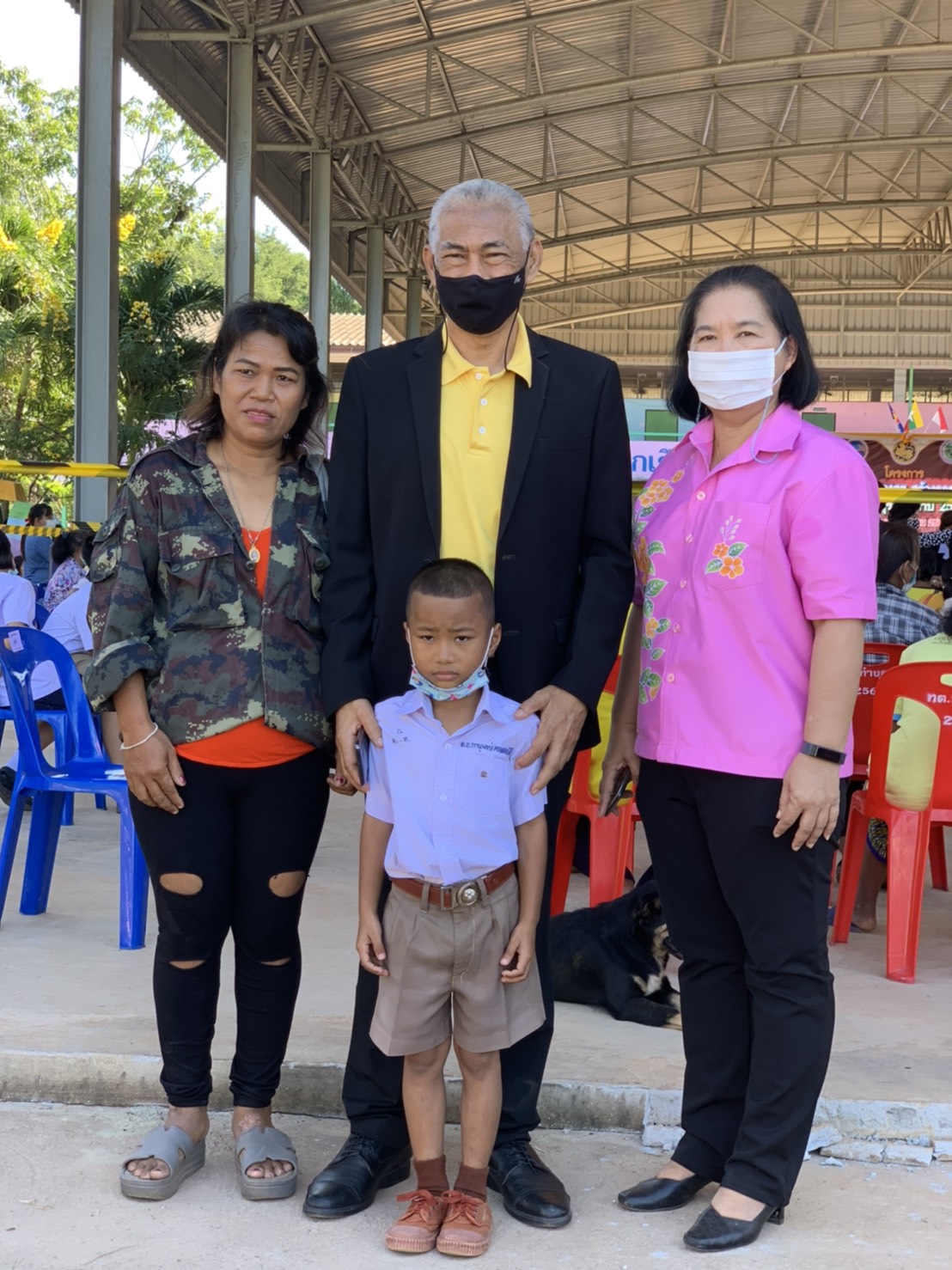 ออกหน่วยบริการตามโครงการหน่วยบำบัดทุกข์ บำรุงสุข สร้างรอยยิ้มให้ประชาชน จังหวัดชลบุรี