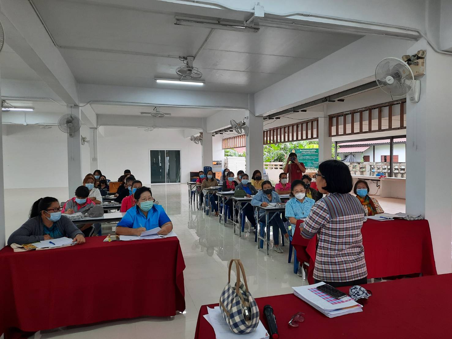 โครงการเพิ่มประสิทธิภาพการปฏิบัติงานกองทุนพัฒนาบทบาทสตรีแก่กลไกการขับเคลื่อนกองทุนพัฒนาบทบาทสตรีระดับอำเภอ