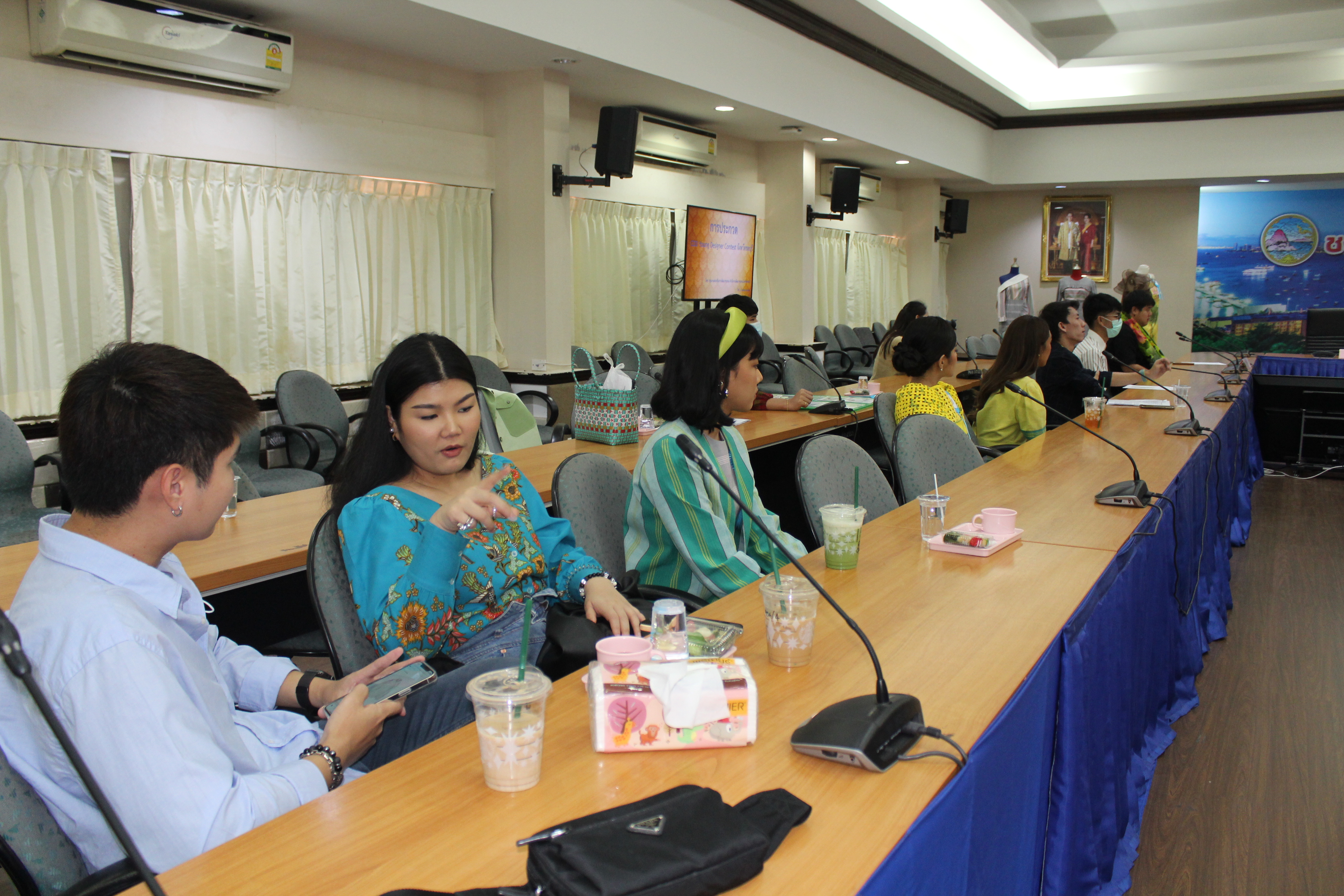 พช.ชลบุรี จัดประกวดโครงการ CDD Young Designer Contest