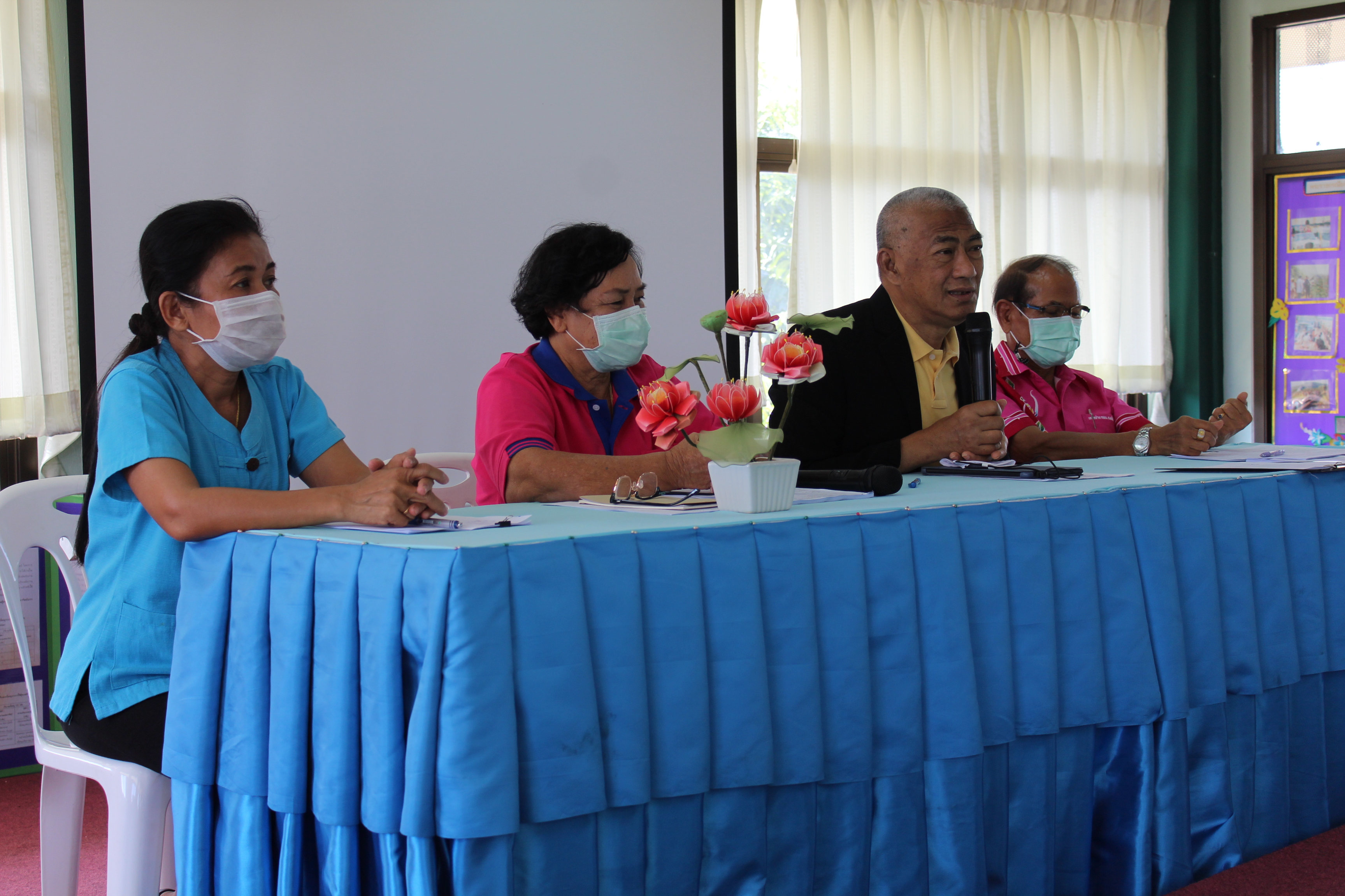 พจ.ชลบุรี ร่วมประชุมคณะกรรมการเครือข่าย กทบ. และตรวจเยี่ยมพื้นที่