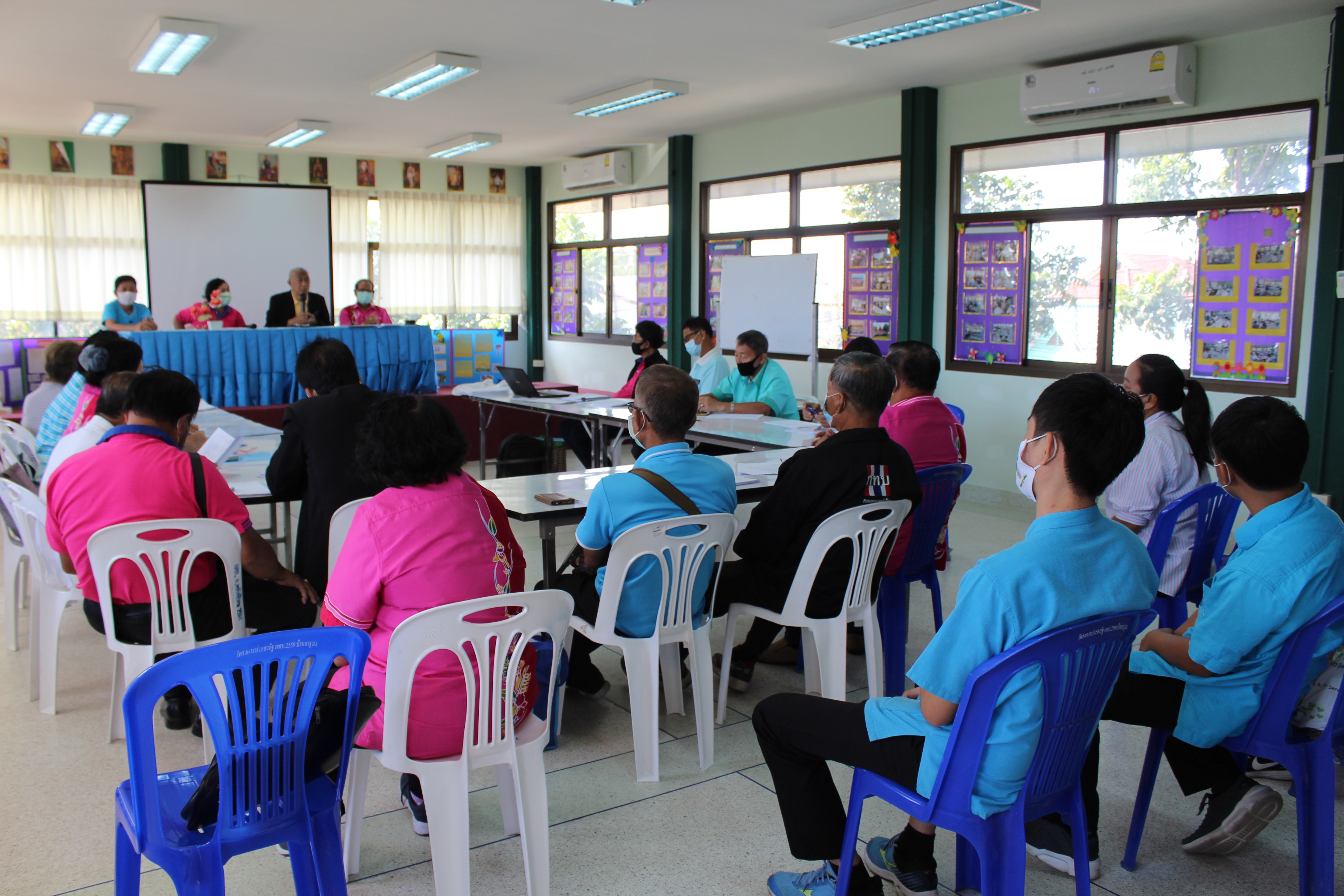 พจ.ชลบุรี ร่วมประชุมคณะกรรมการเครือข่าย กทบ. และตรวจเยี่ยมพื้นที่