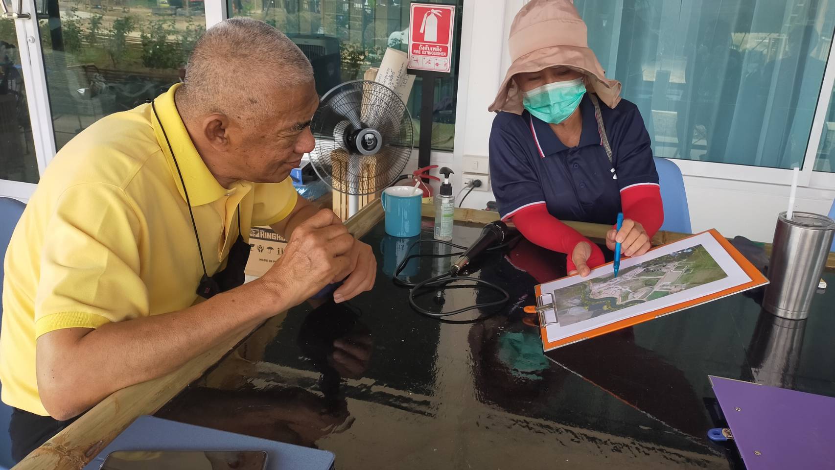 พจ.ชลบุรี ลงพื้นที่ติดตามโครงการ “โคก หนอง นา โมเดล” อ.พนัสนิคม