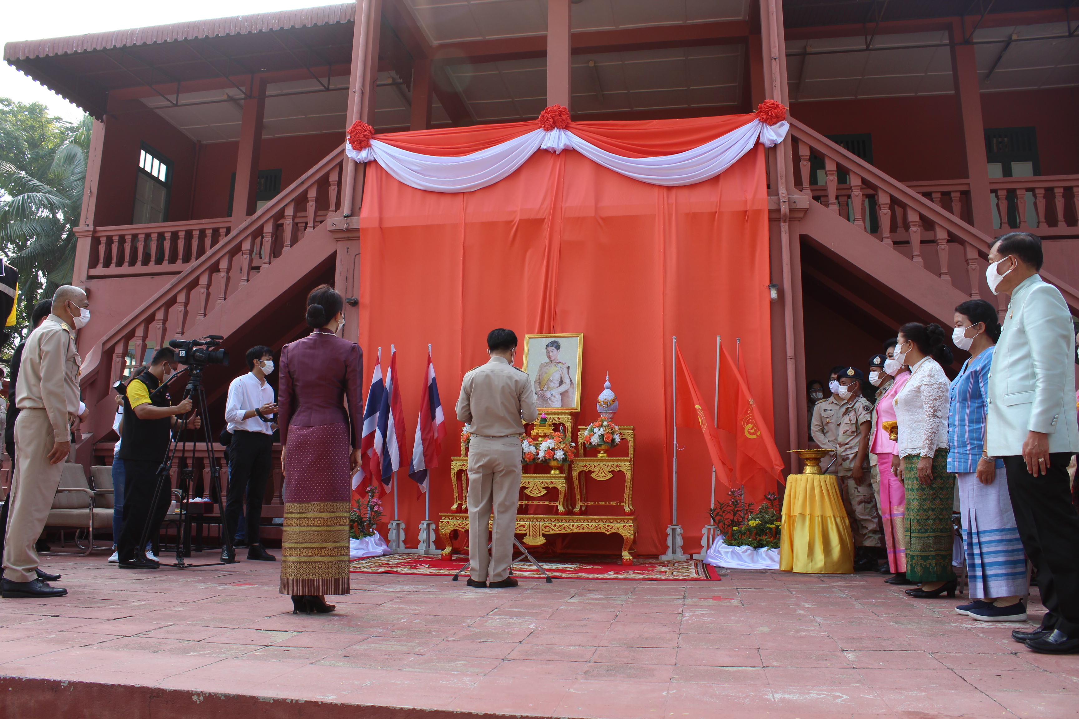 จังหวัดชลบุรีจัดพิธีลงนามถวายพระพรชัยมงคลสมเด็จพระเจ้าลูกเธอ เจ้าฟ้าสิริวัณณวรี นารีรัตนราชกัญญา เนื่องในโอกาสวันคล้ายวันประสูติ 8 มกราคม 2564