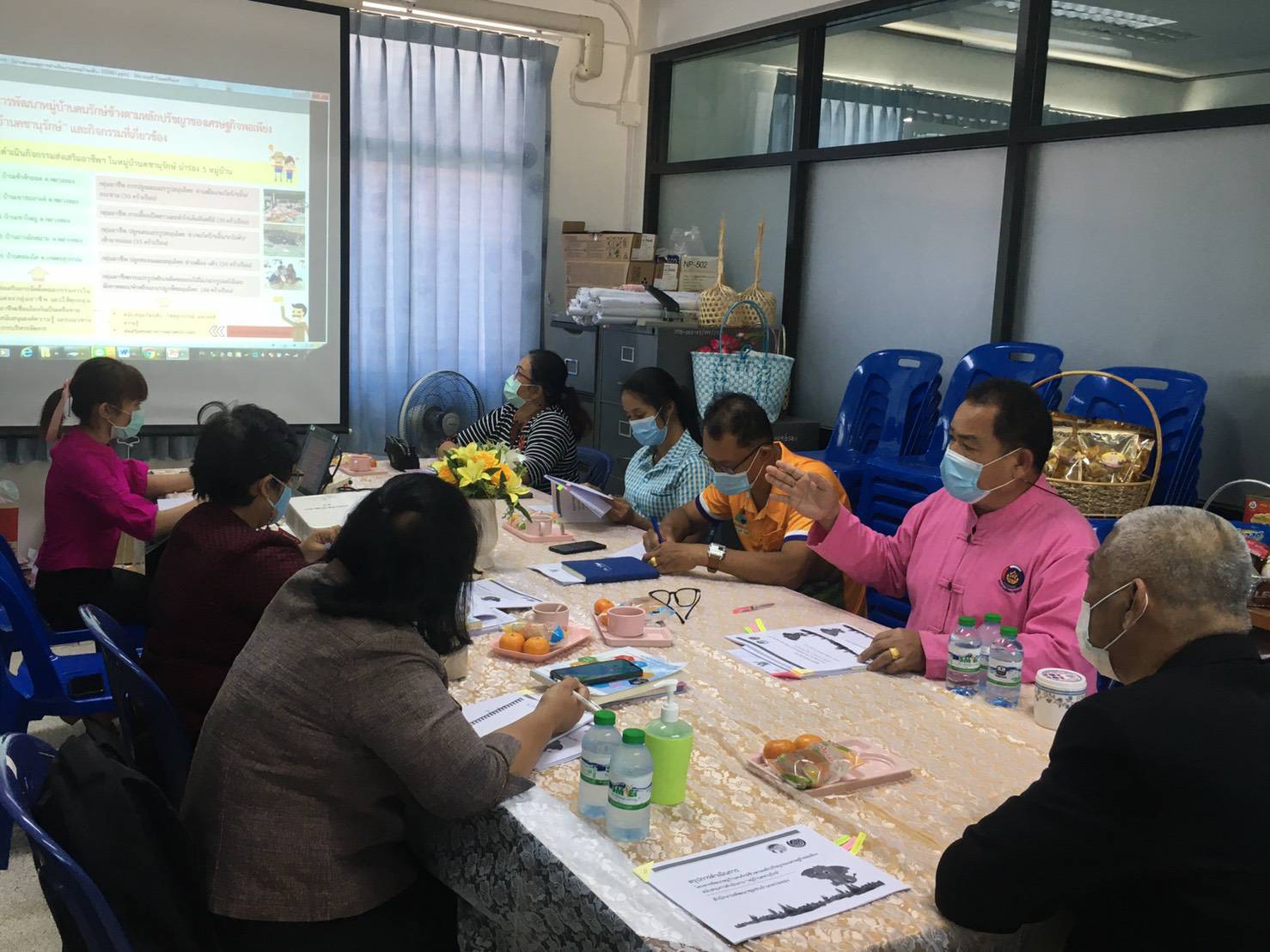 พจ.ชลบุรี ลงพื้นที่ติดตามสนับสนุนการดำเนินงานหมู่บ้านคชานุรักษ์ อ.บ่อทอง