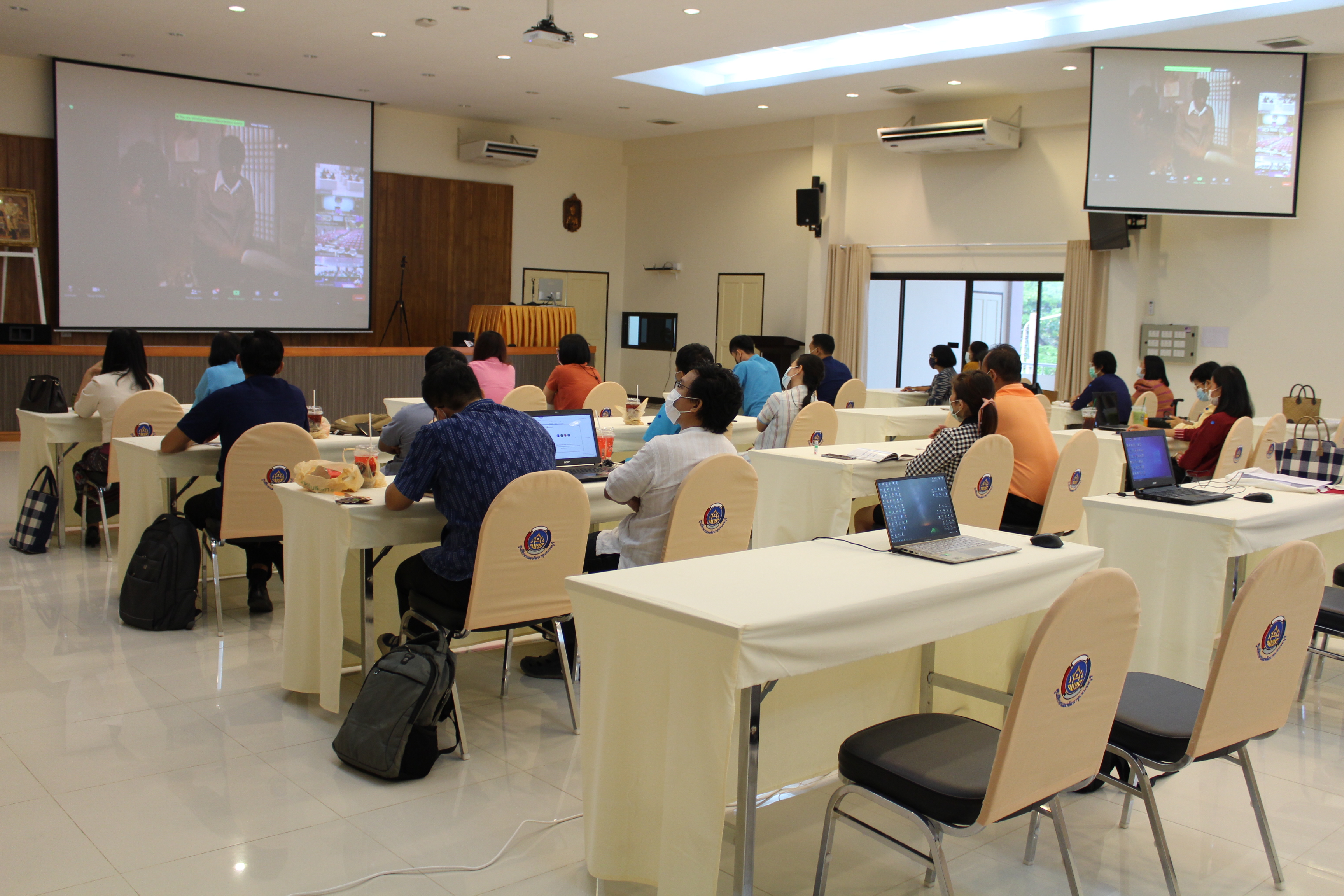 โครงการฝึกอบรมพัฒนากรระหว่างประจำการ ด้านบริหารการเปลี่ยนแปลง ประจำปีงบประมาณ พ.ศ. 2564