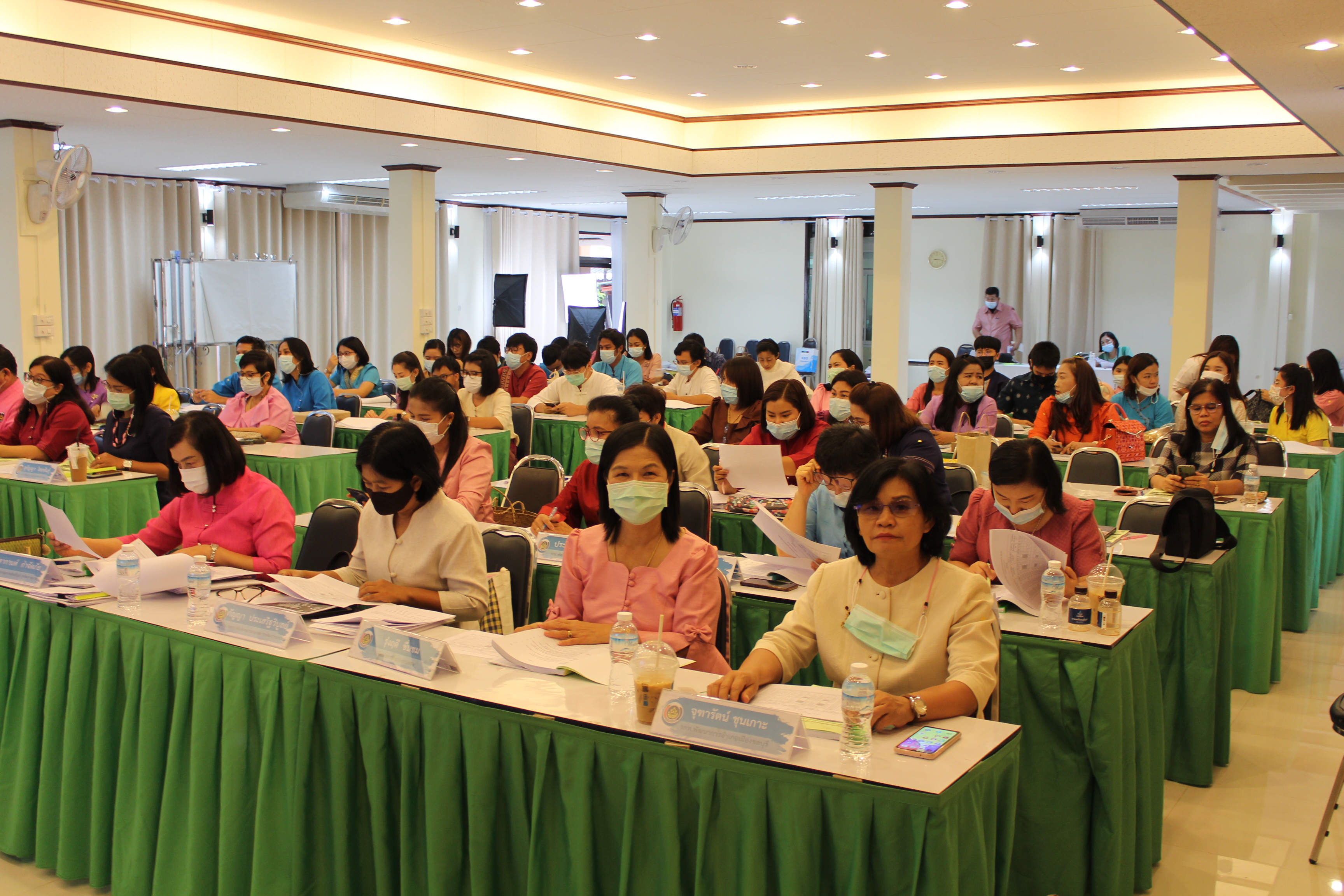 พช.ชลบุรี ถ่ายทอดตัวชี้วัดการปฏิบัติราชการ ประจำปีงบประมาณ พ.ศ. 2564