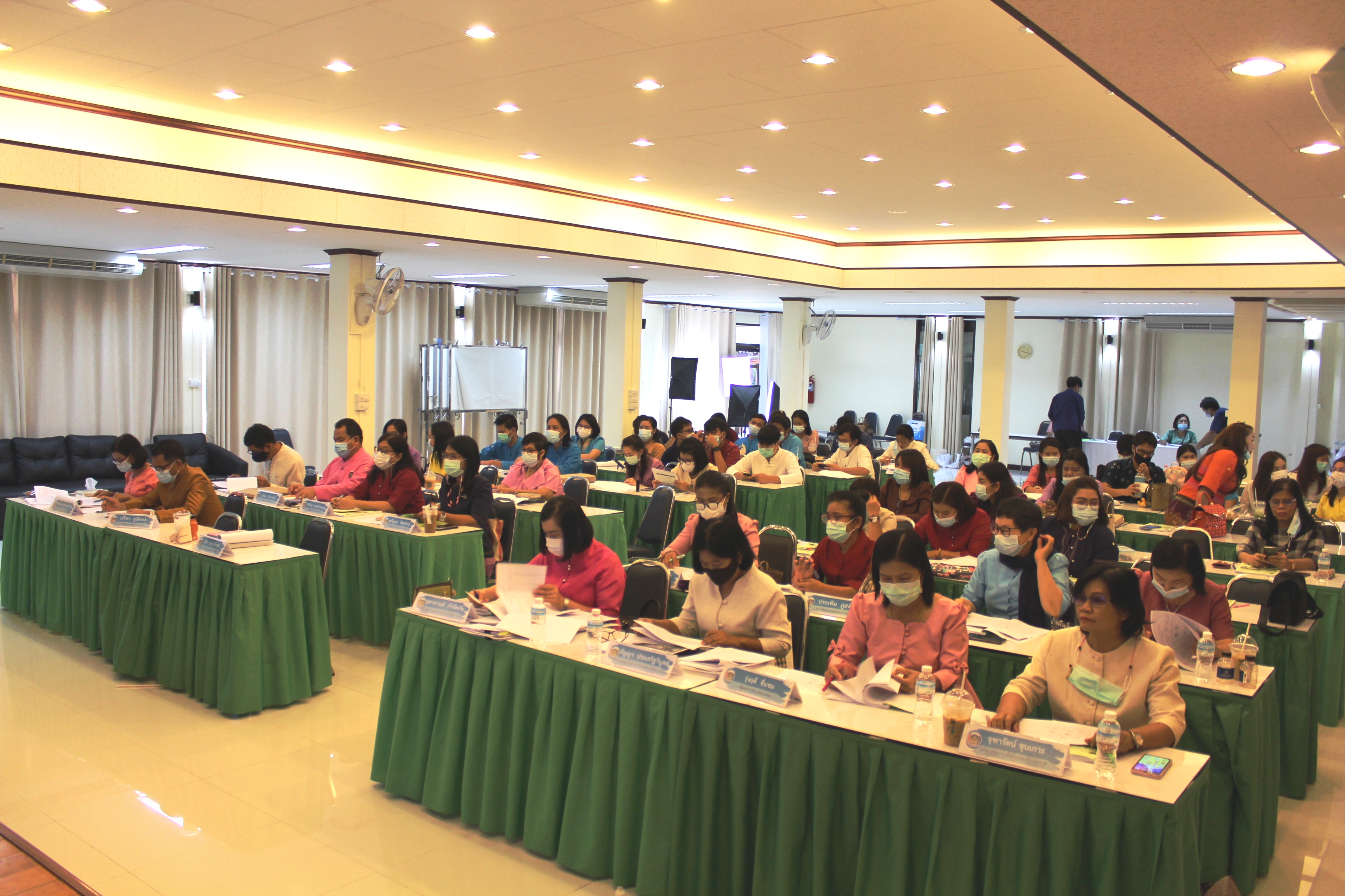 พช.ชลบุรี ถ่ายทอดตัวชี้วัดการปฏิบัติราชการ ประจำปีงบประมาณ พ.ศ. 2564