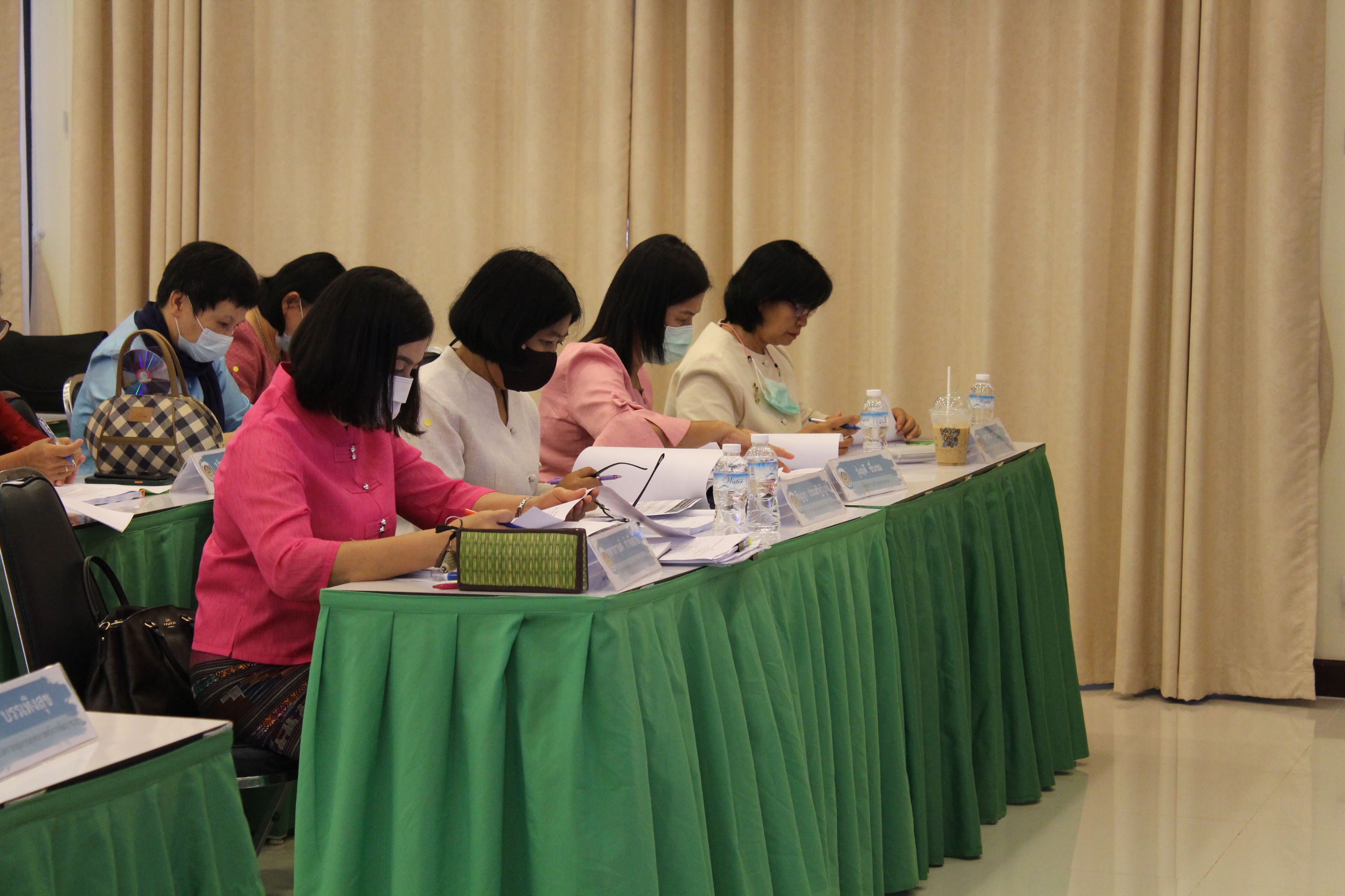 พช.ชลบุรี ถ่ายทอดตัวชี้วัดการปฏิบัติราชการ ประจำปีงบประมาณ พ.ศ. 2564