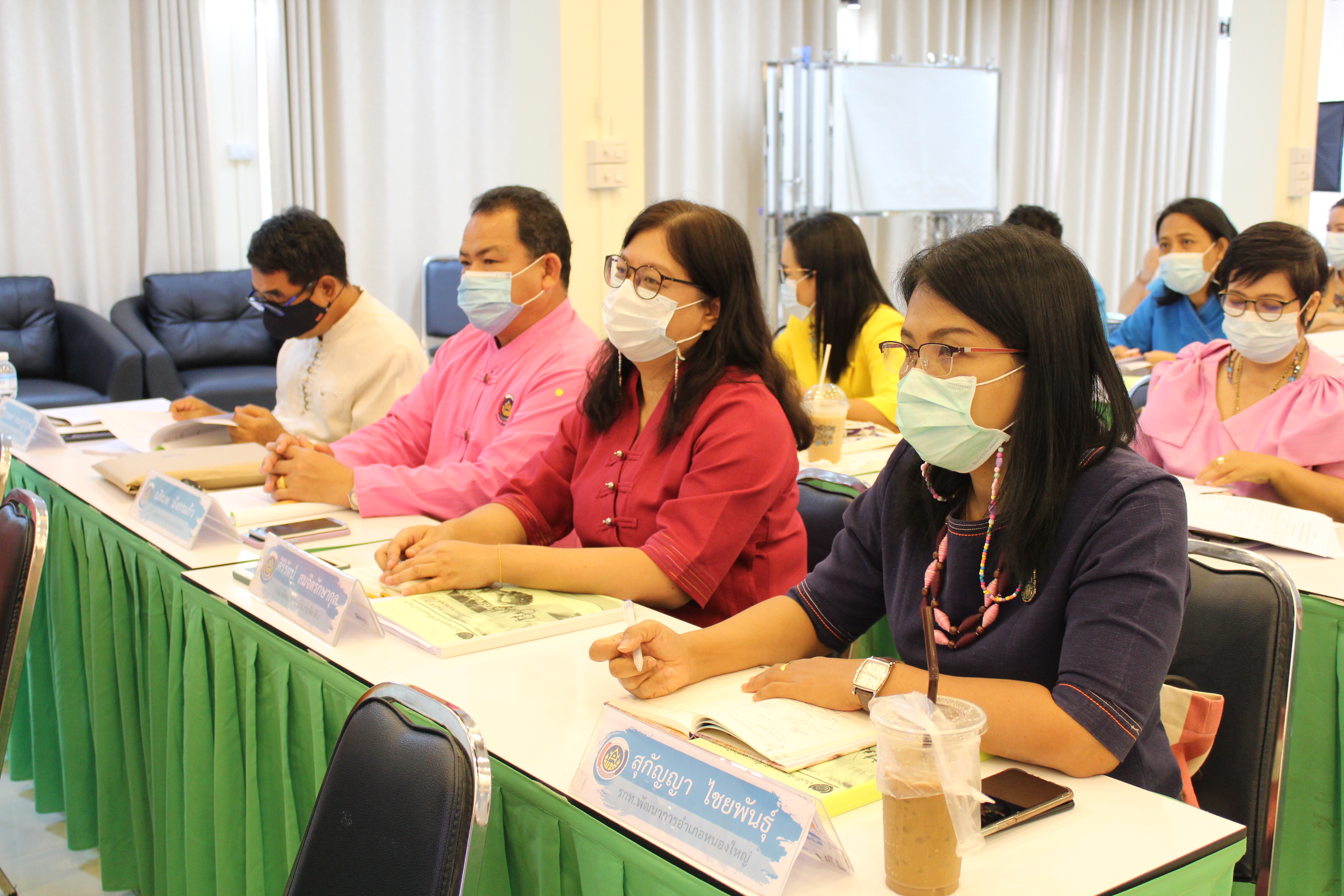 พช.ชลบุรี ถ่ายทอดตัวชี้วัดการปฏิบัติราชการ ประจำปีงบประมาณ พ.ศ. 2564