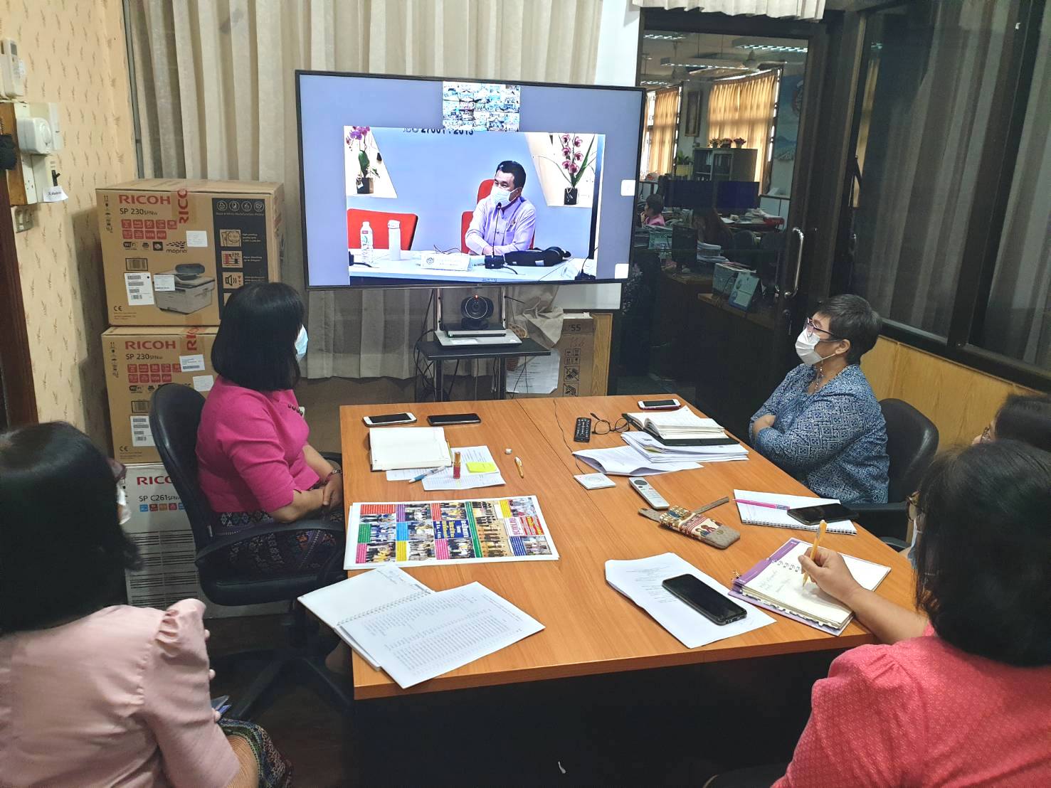 ประชุมซักซ้อมความเข้าใจการดำเนินงานโครงการพัฒนาพื้นที่ต้นแบบการพัฒนาคุณภาพชีวิตตามหลักทฤษฎีใหม่ ประยุกต์สู่ “โคก หนอง นา โมเดล”