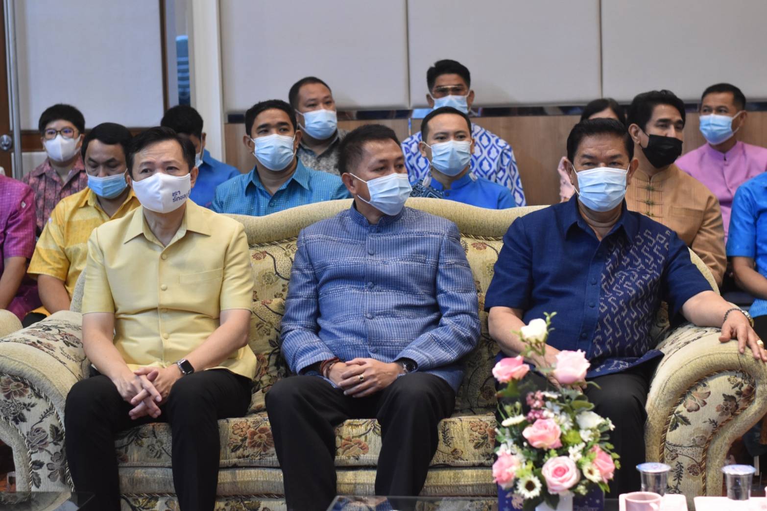 โครงการผู้นำสตรีชลบุรีรู้ทันโรคกับการพัฒนาบุคลิกภาพสู่บุคลิกภาพที่สมบูรณ์แบบ เนื่องในวันสตรีสากล ประจำปี 2564