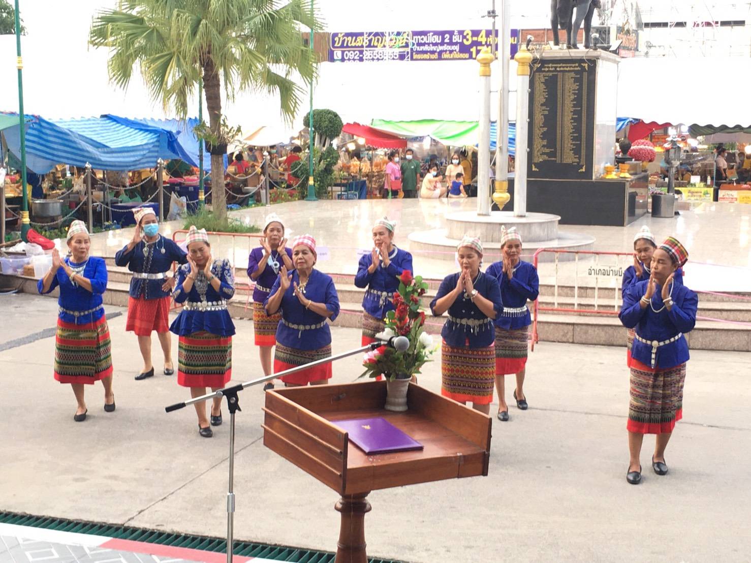 พจ.ชลบุรี ร่วมเปิดงาน “OTOP@บ้านบึง ภูมิปัญญาท้องถิ่นไทย” อ.บ้านบึง