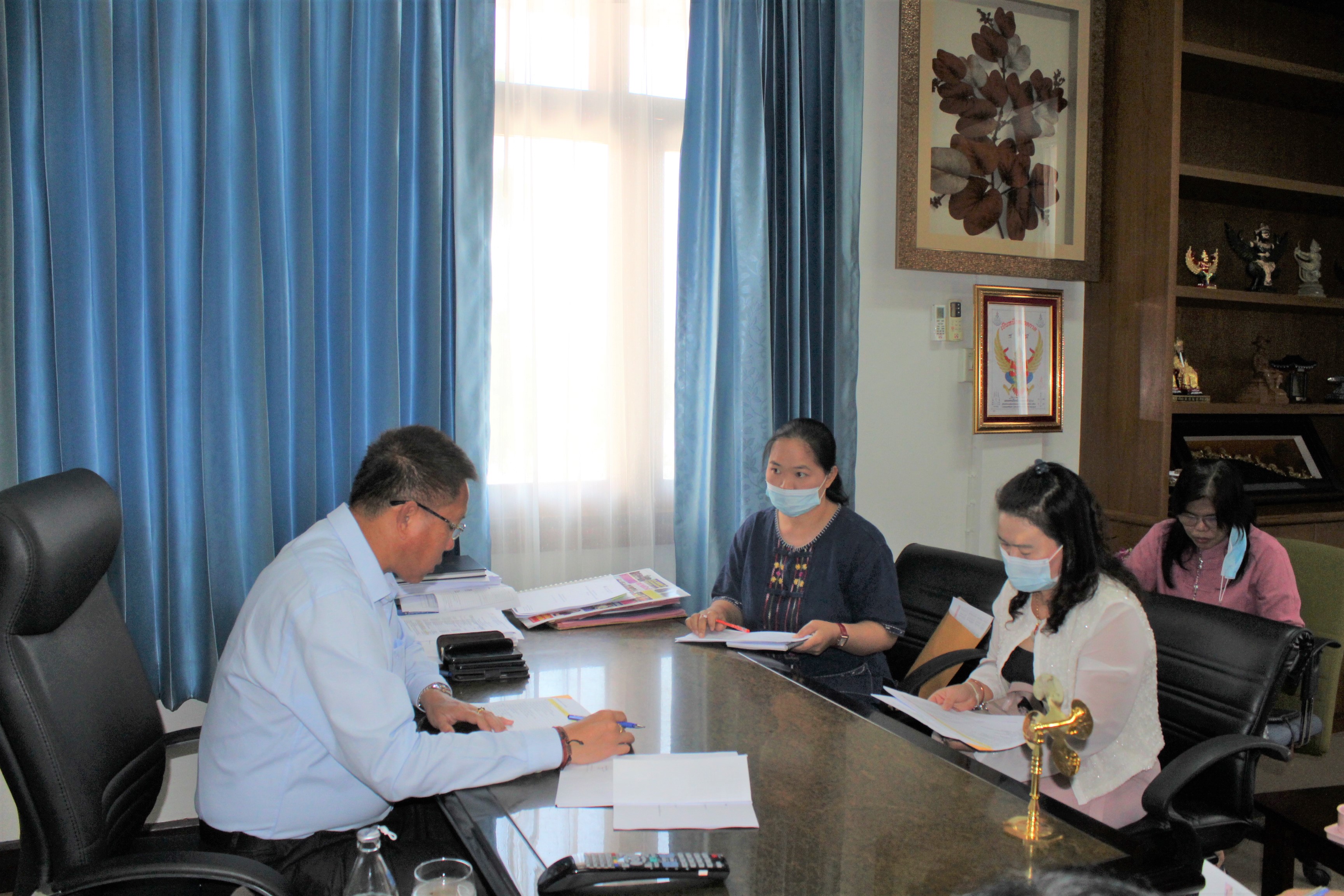 มรภ.สวนสุนันทา เข้าสัมภาษณ์รอง ผวจ.ชลบุรี เรื่อง จปฐ.