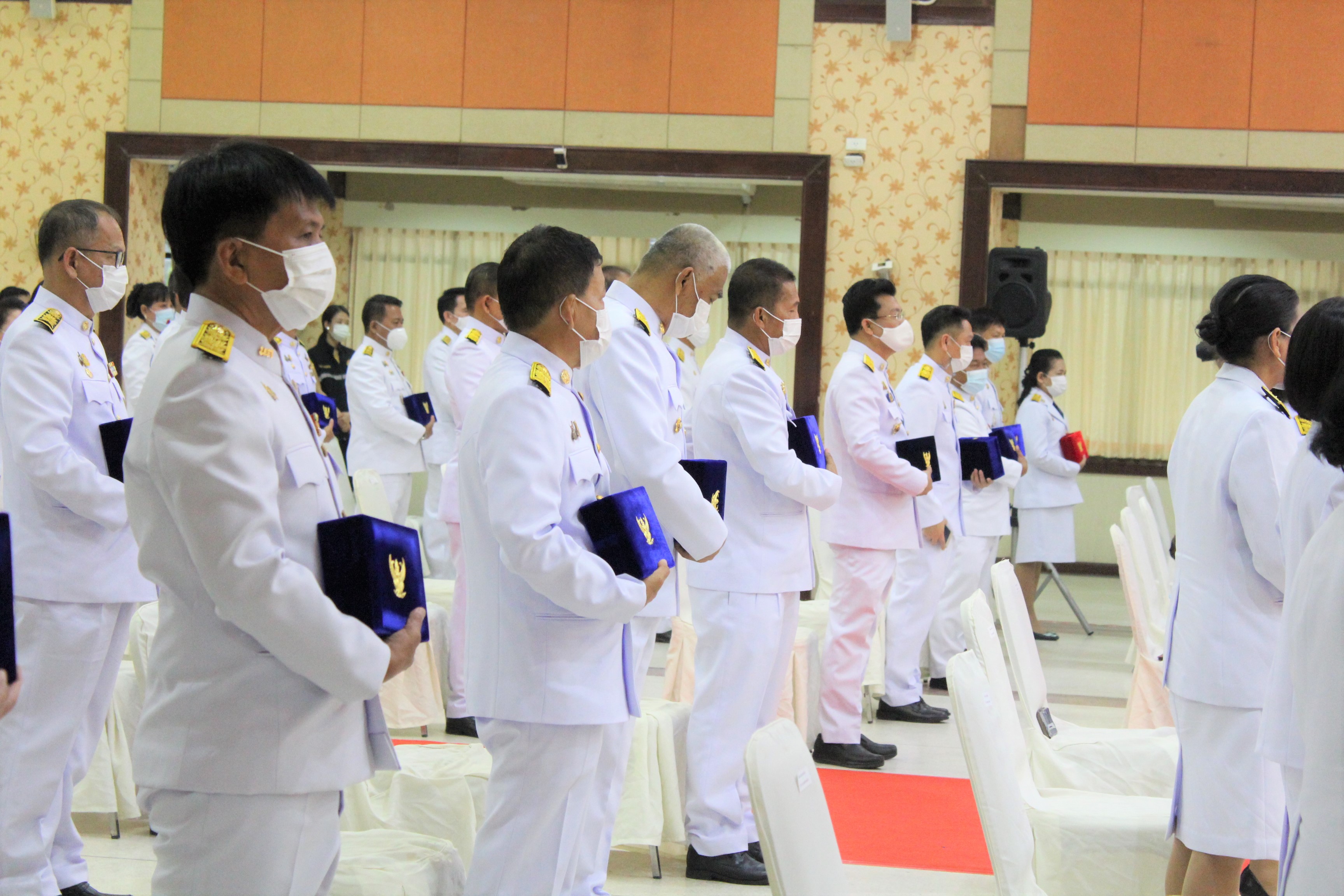 พิธีรับพระราชทานเครื่องราชอิสริยาภรณ์ ชั้นสายสะพาย ประจำปี 2563