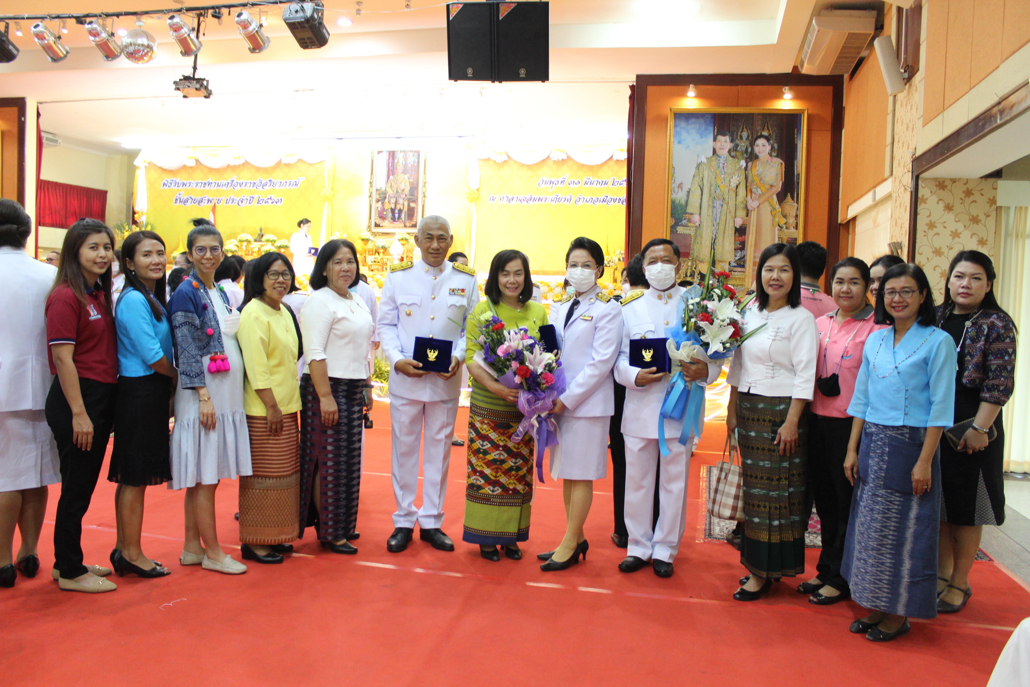 พิธีรับพระราชทานเครื่องราชอิสริยาภรณ์ ชั้นสายสะพาย ประจำปี 2563