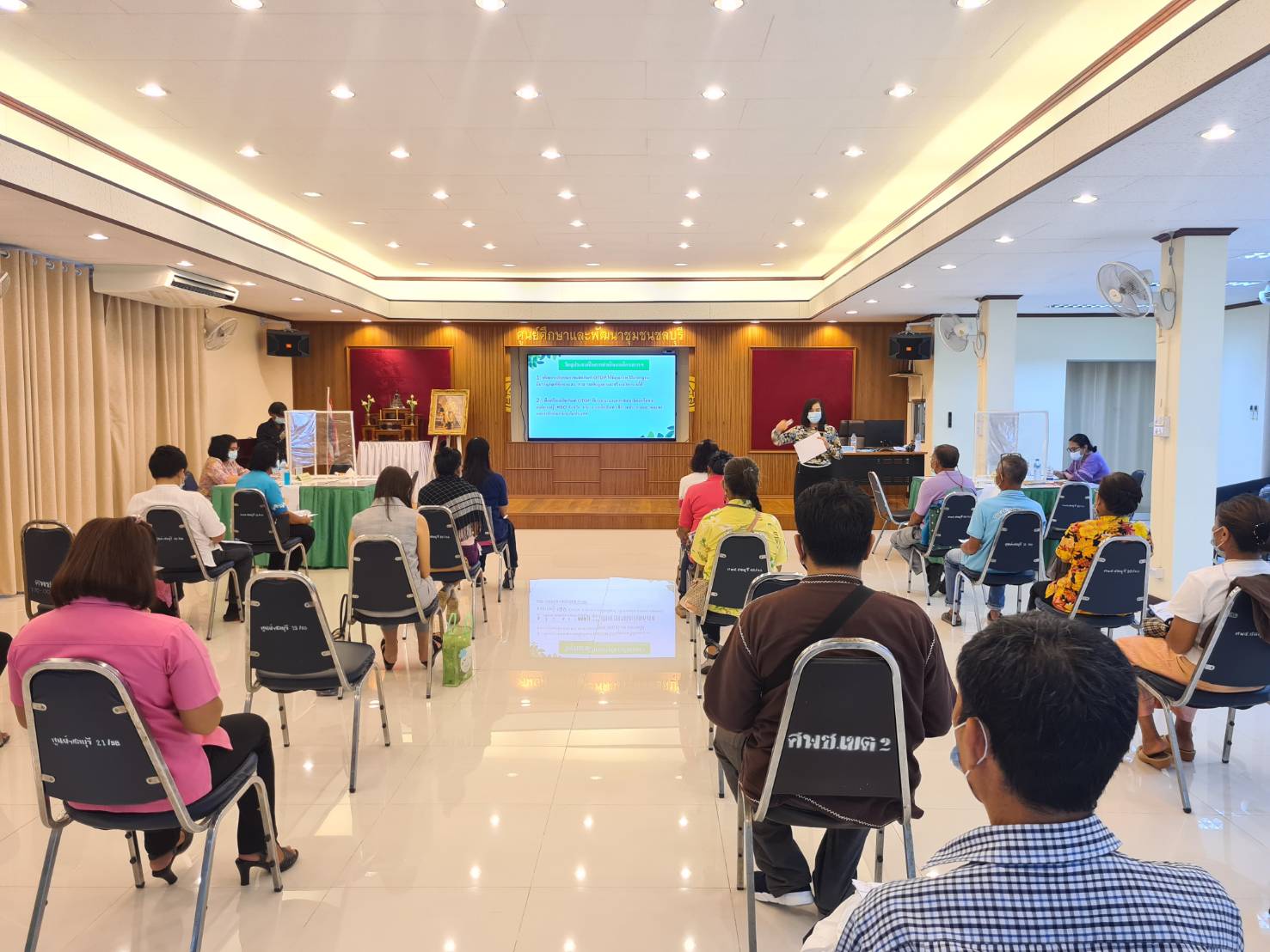 การพัฒนาผลิตภัณฑ์ OTOP โดยเครือข่ายองค์ความรู้ KBO จังหวัด