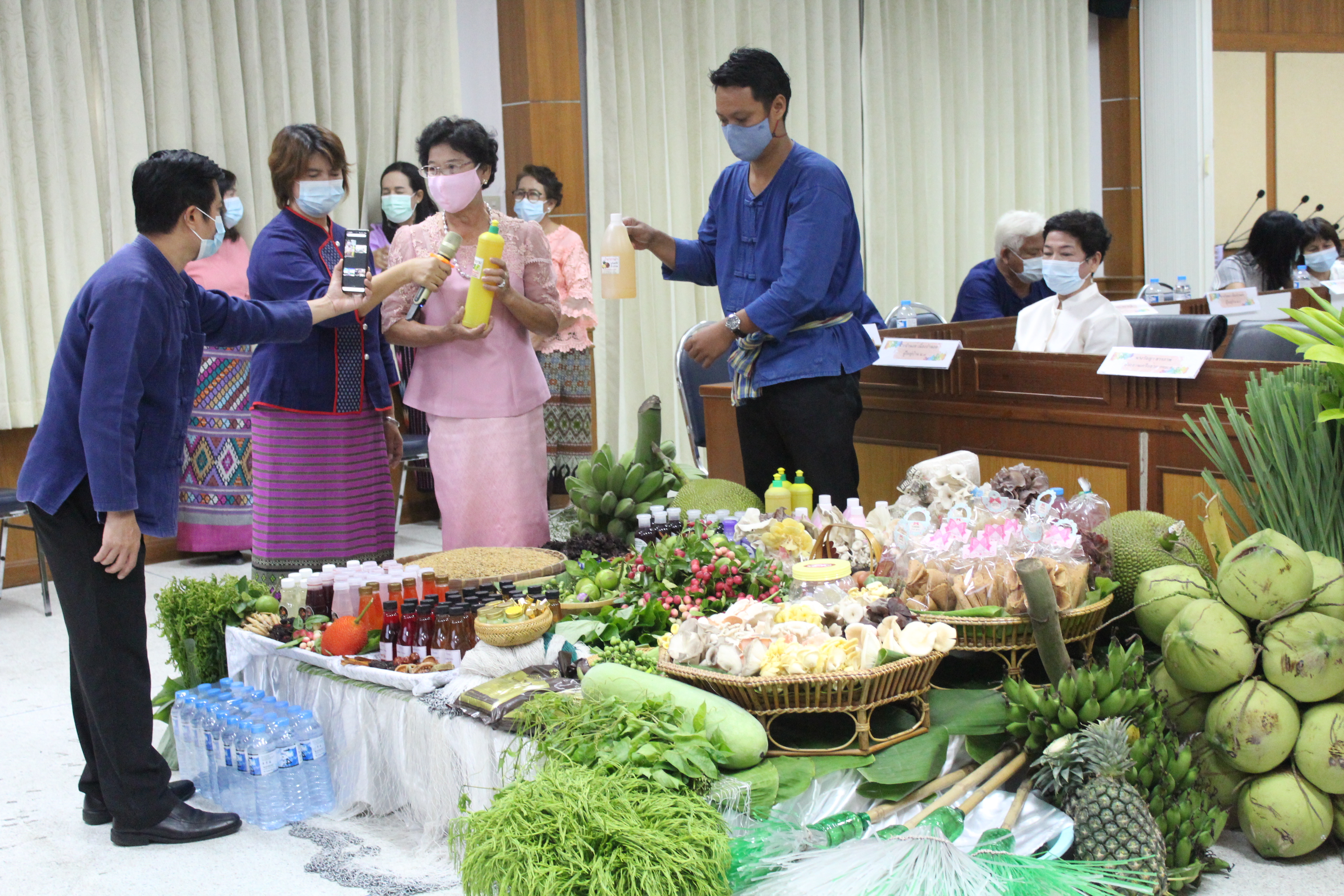 การประกวดผู้นำการเปลี่ยนแปลง ระดับดีเด่น เขตตรวจราชการที่ 8