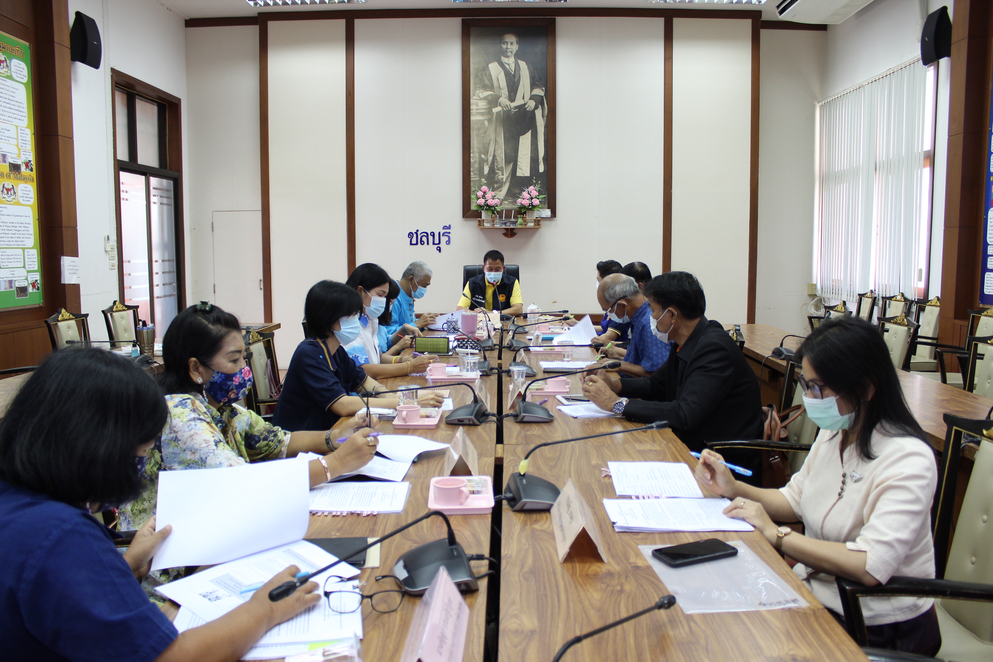 การประชุมคณะกรรมการคัดสรรกิจกรรมพัฒนาชุมชนดีเด่นระดับจังหวัด และโครงการเชิดชูเกียรติกองทุนพัฒนาบทบาทสตรี ประจำปี 2564