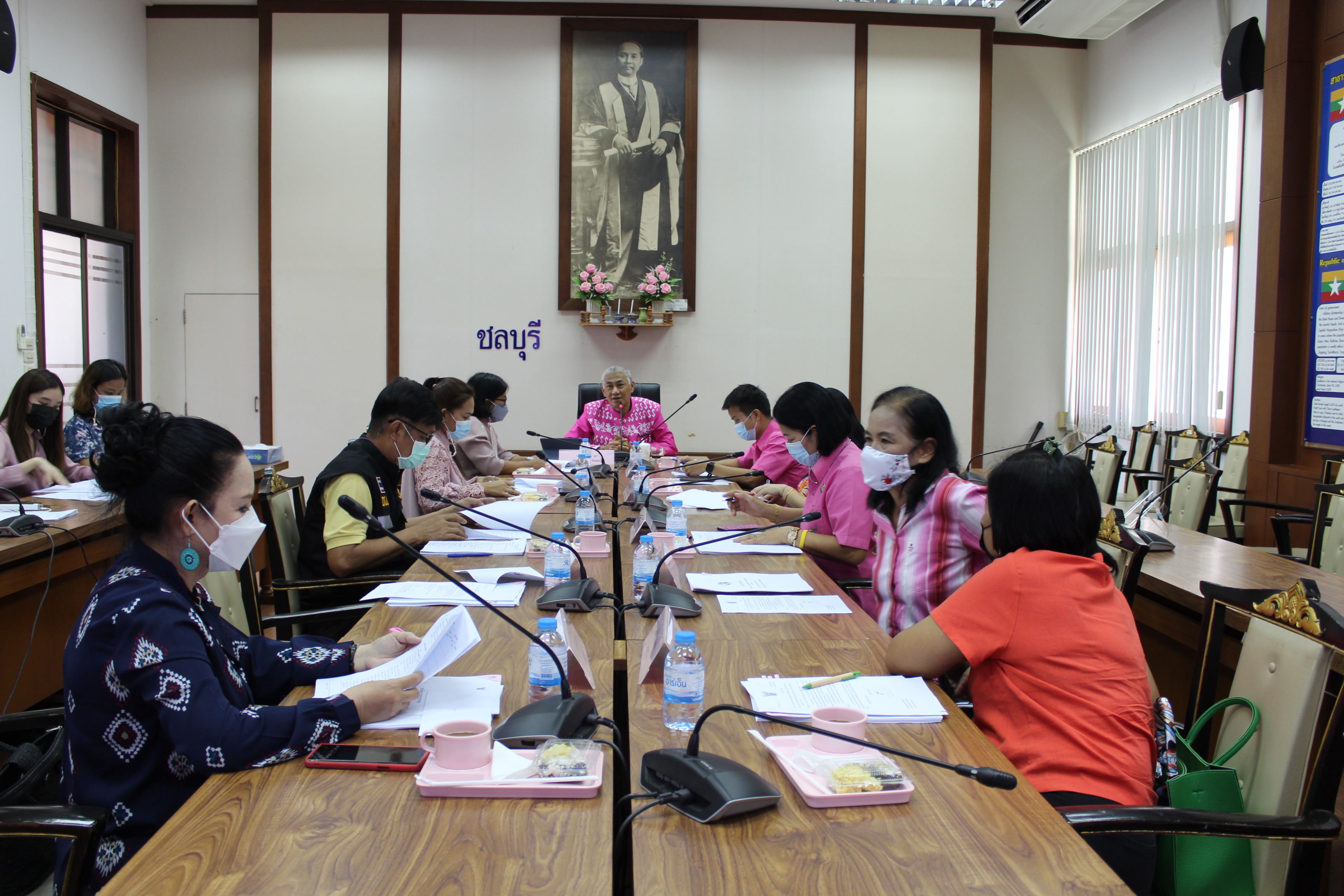 การประชุมคณะอนุกรรมการบริหารกองทุนพัฒนาบทบาทสตรีจังหวัดชลบุรี ครั้งที่ 6 /2564