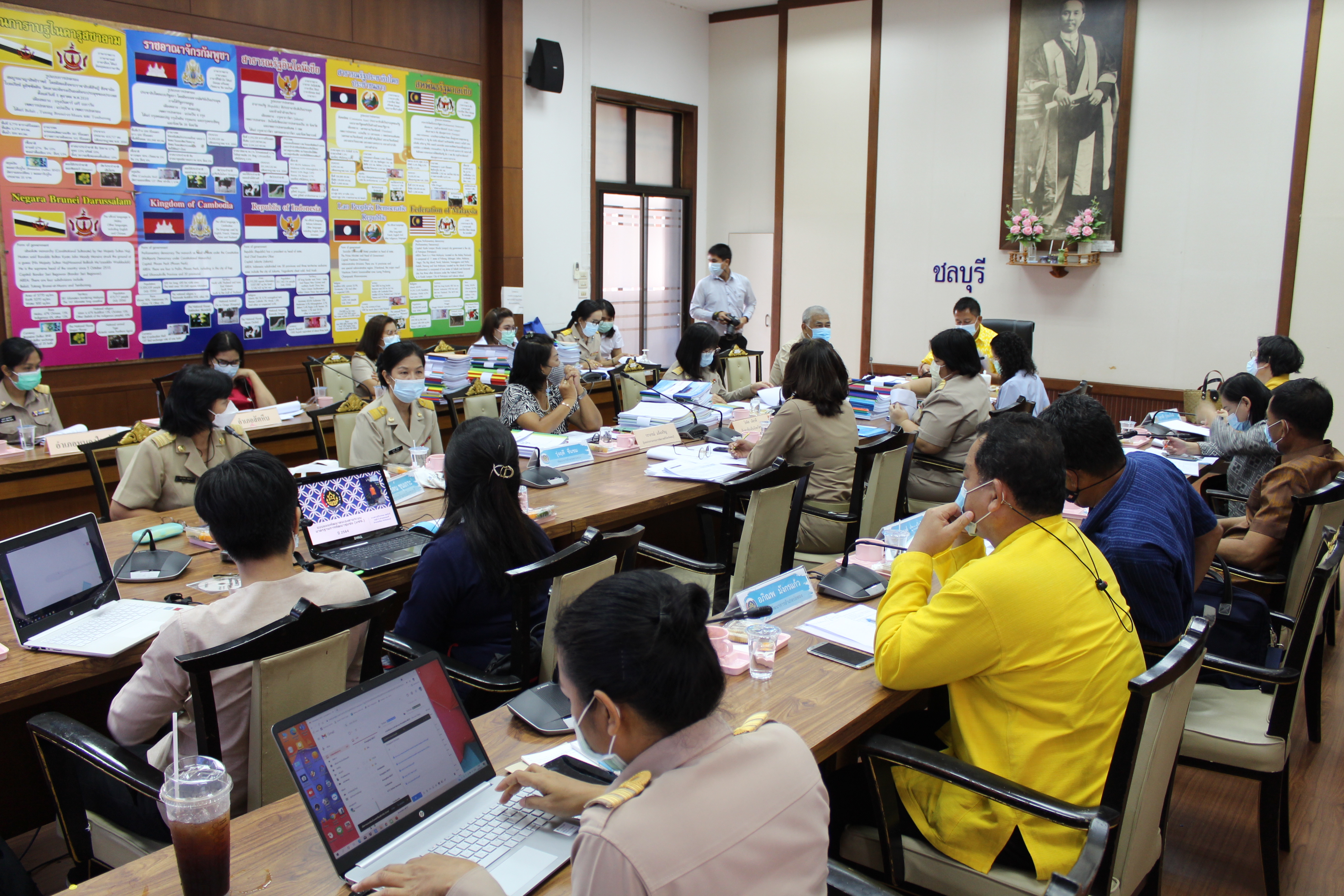 การประชุมคณะกรรมการรับรองมาตรฐานการพัฒนาชุมชนจังหวัดชลบุรี ครั้งที่ 1/2564