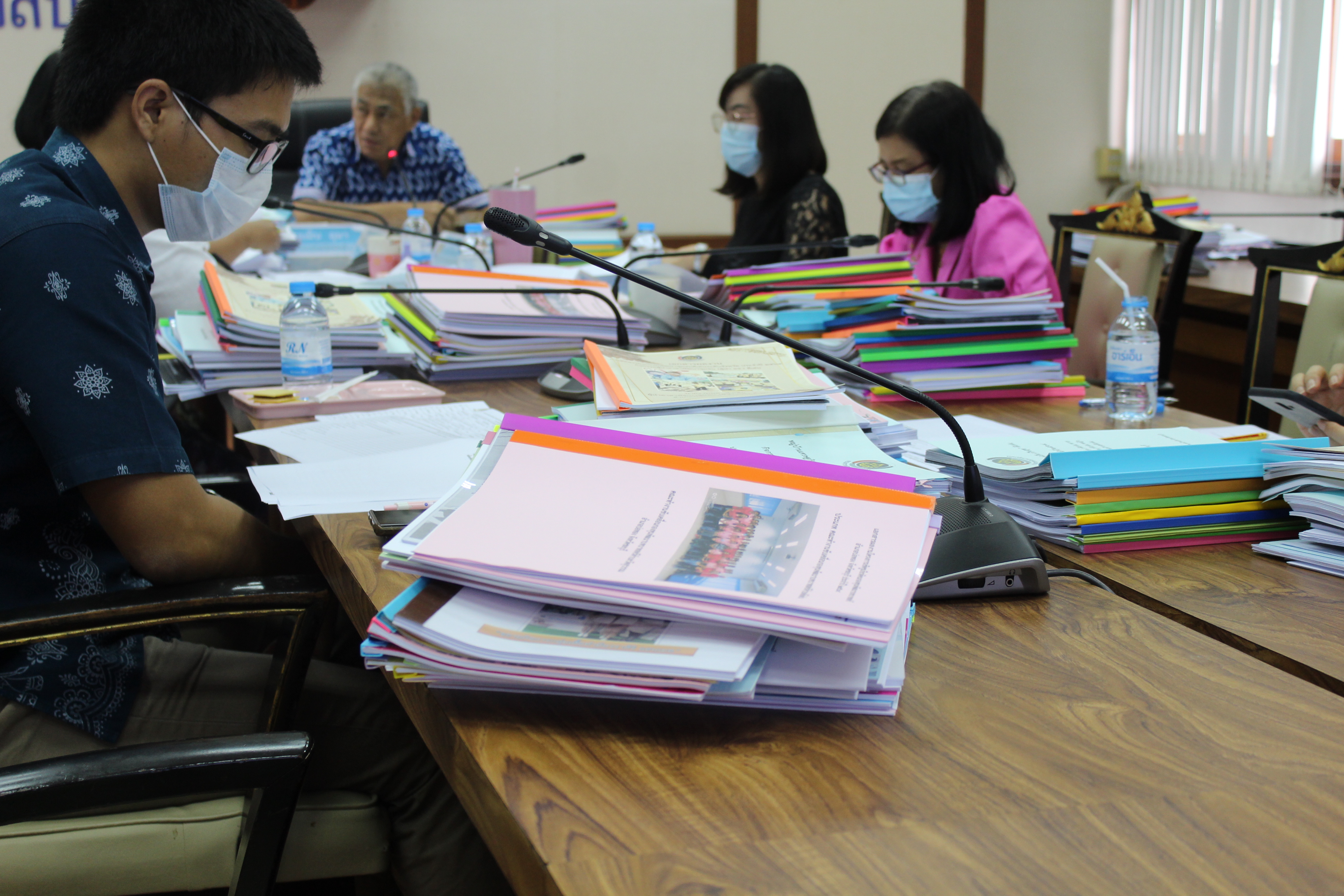 การประชุมคณะทำงานกลั่นกรองการคัดสรรกิจกรรมพัฒนาชุมชนดีเด่นระดับจังหวัด และการคัดเลือกคนกองทุนพัฒนาบทบาทสตรีดีเด่นระดับจังหวัด ประจำปี 2564