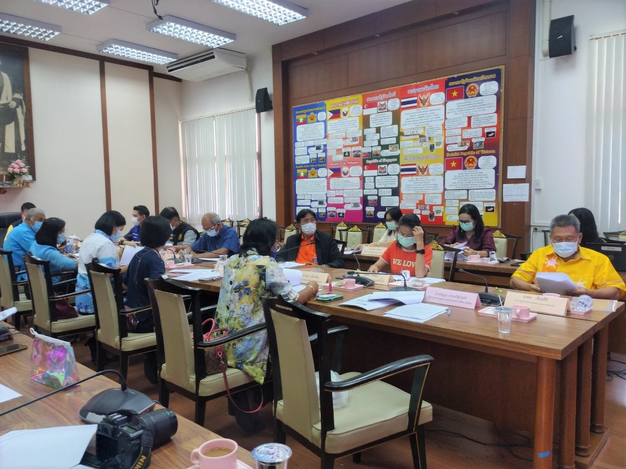 การประชุมคณะกรรมการคัดสรรกิจกรรมพัฒนาชุมชนดีเด่นระดับจังหวัด และโครงการเชิดชูเกียรติกองทุนพัฒนาบทบาทสตรี ประจำปี 2564