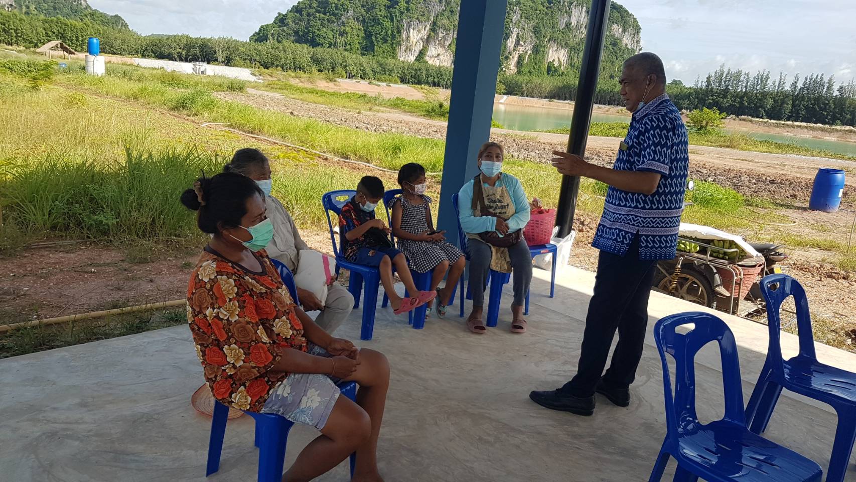 การประชุมคณะทำงานนโยบายที่ดินจังหวัดชลบุรี ด้านส่งเสริมพัฒนาอาชีพและการตลาด ประจำปีงบประมาณ พ.ศ. 2564