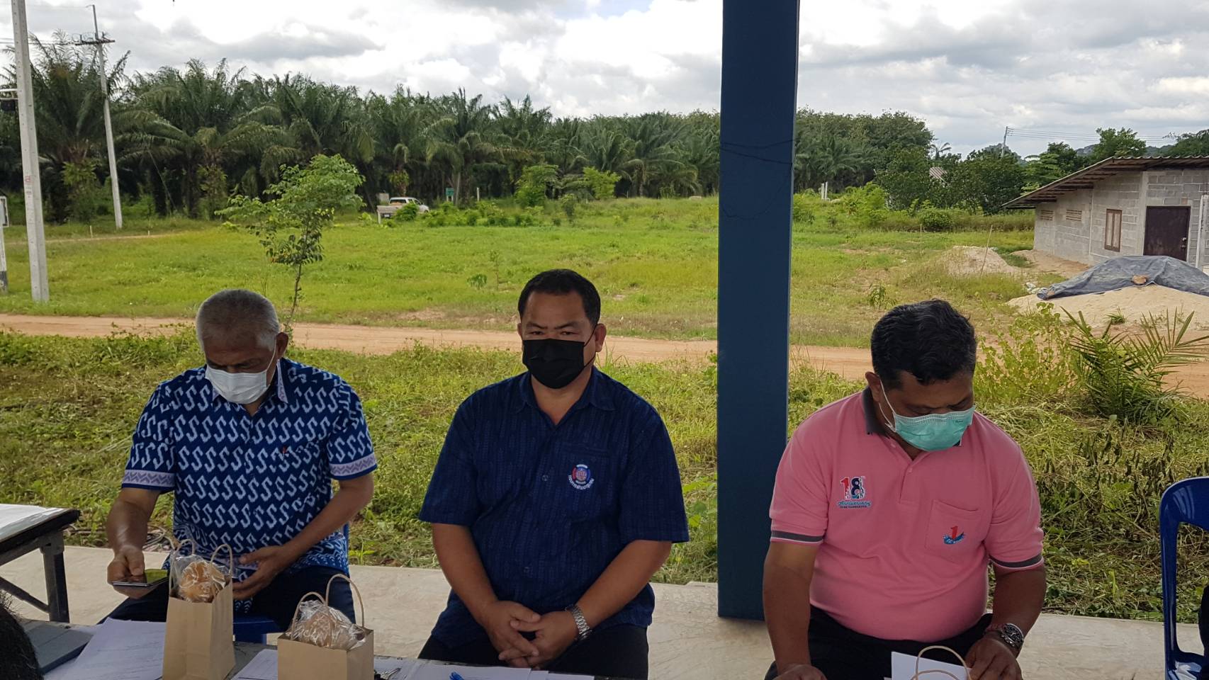 การประชุมคณะทำงานนโยบายที่ดินจังหวัดชลบุรี ด้านส่งเสริมพัฒนาอาชีพและการตลาด ประจำปีงบประมาณ พ.ศ. 2564