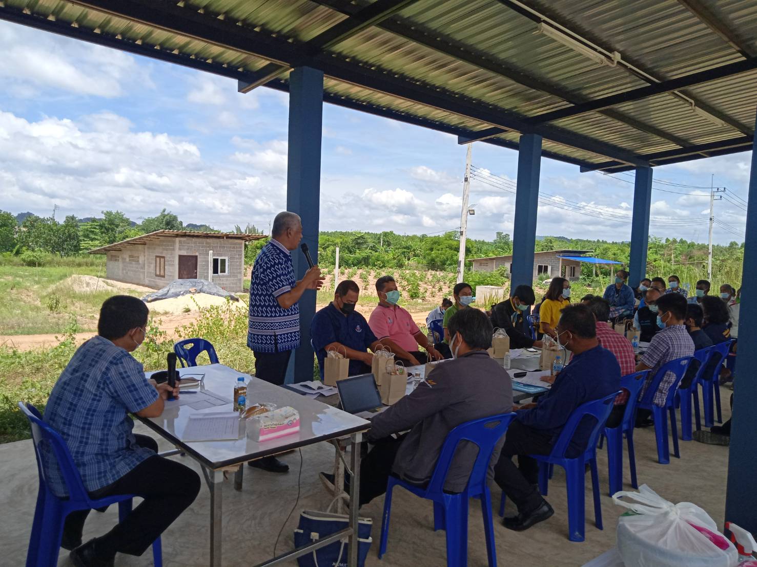 การประชุมคณะทำงานนโยบายที่ดินจังหวัดชลบุรี ด้านส่งเสริมพัฒนาอาชีพและการตลาด ประจำปีงบประมาณ พ.ศ. 2564