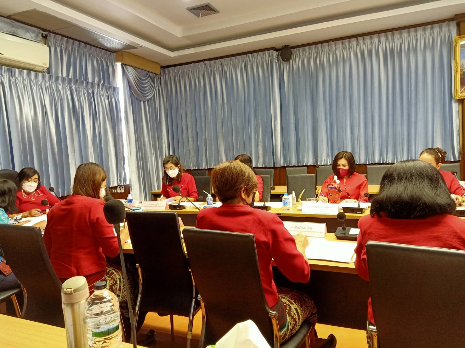 การประชุมคณะทำงานขับเคลื่อนกองทุนพัฒนาบทบาทสตรีจังหวัดชลบุรี ครั้งที่ 8/2564