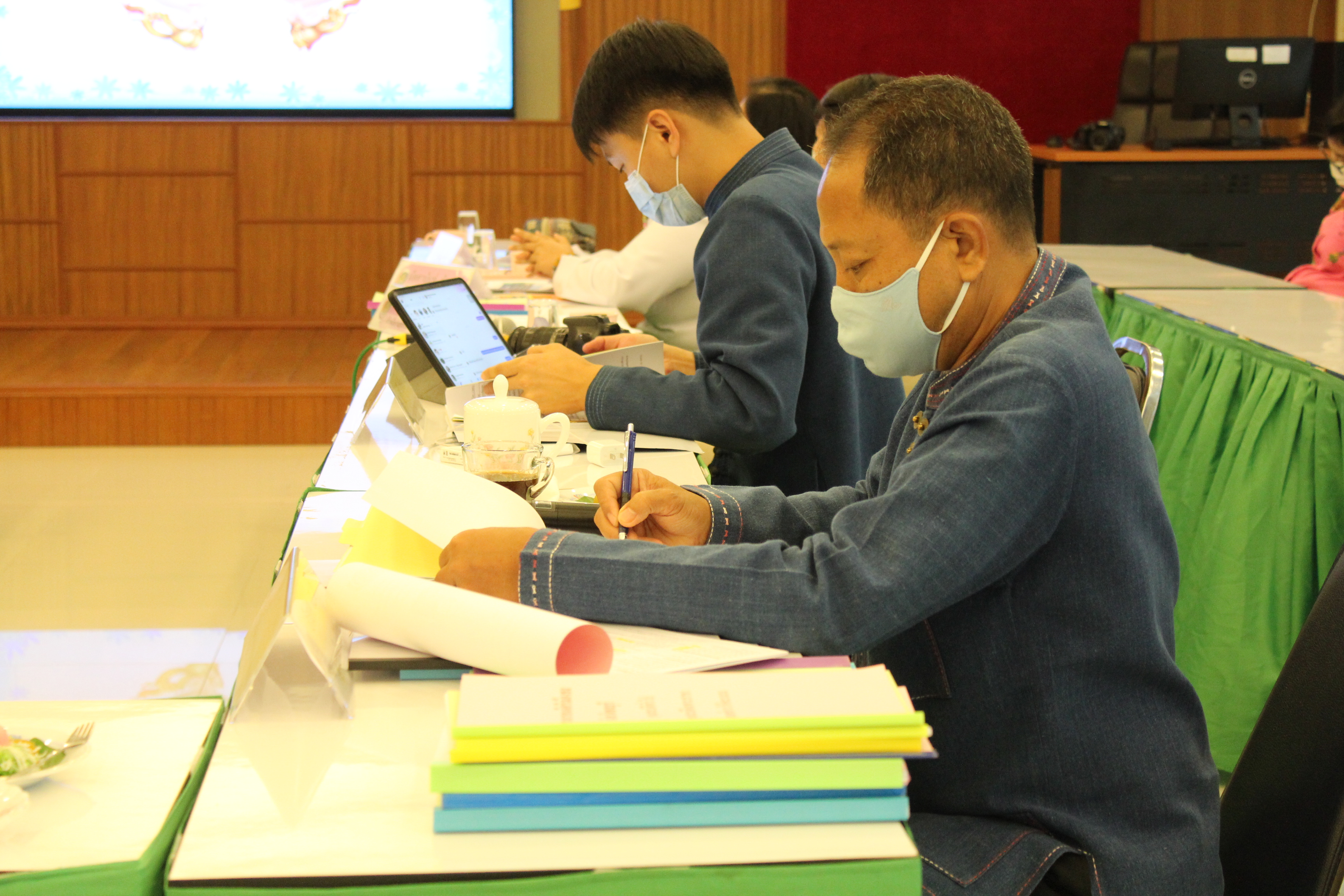 การคัดเลือกข้าราชการดีเด่น กรมการพัฒนาชุมชน ปี 2564