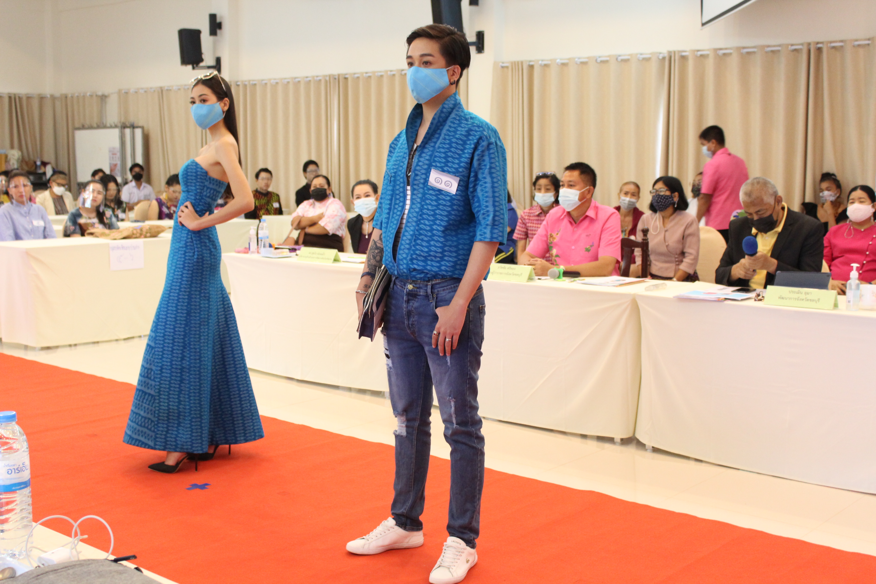 การประกวดออกแบบและตัดเย็บเสื้อผ้าสำเร็จรูปลายผ้าพระราชทาน “ผ้าลายขอเจ้าฟ้าสิริวัณณวรีฯ”